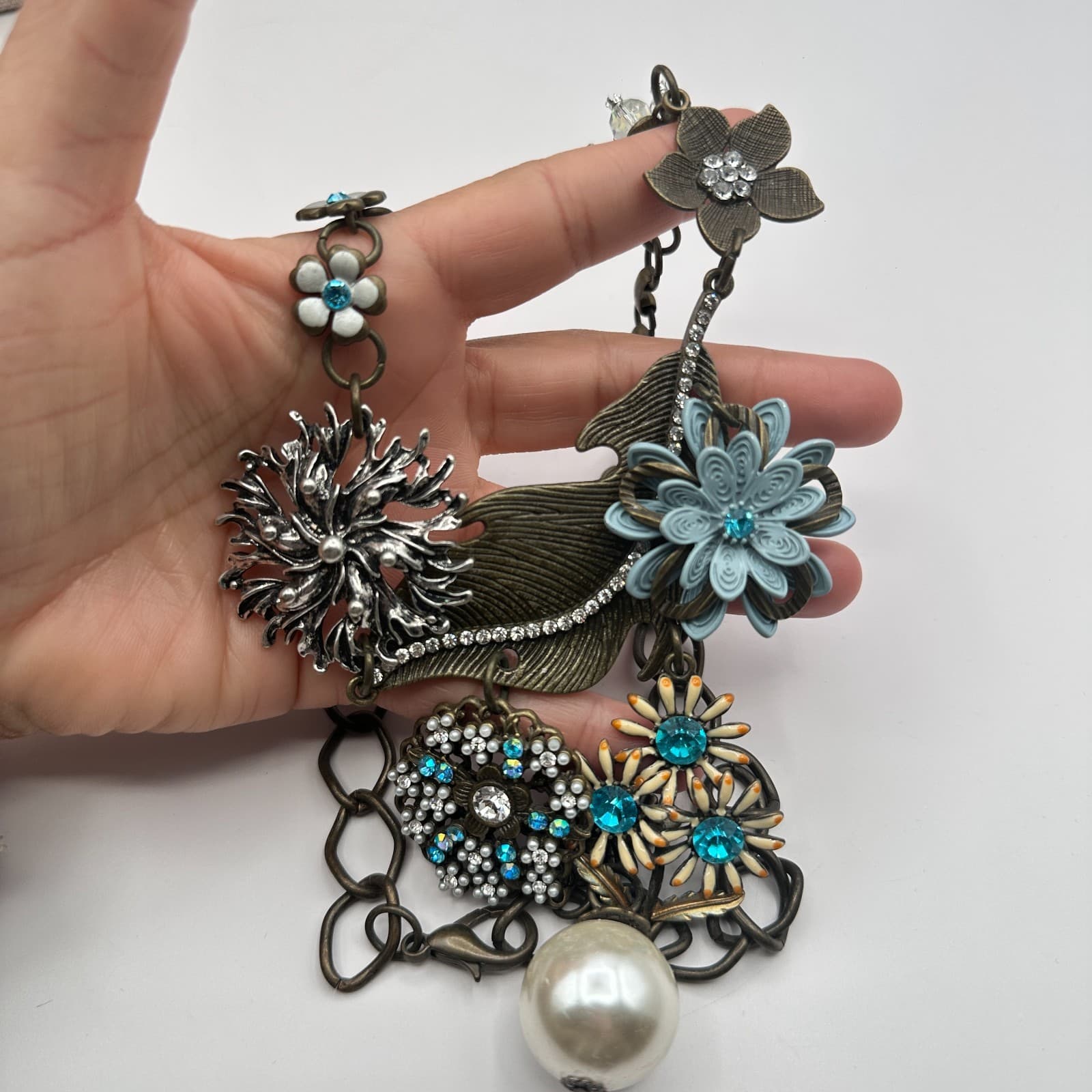 Vintage 80s Plunder Snowball Bndle Statement Necklace Feather Faux Pearl Jewelry - Thumbnail 9