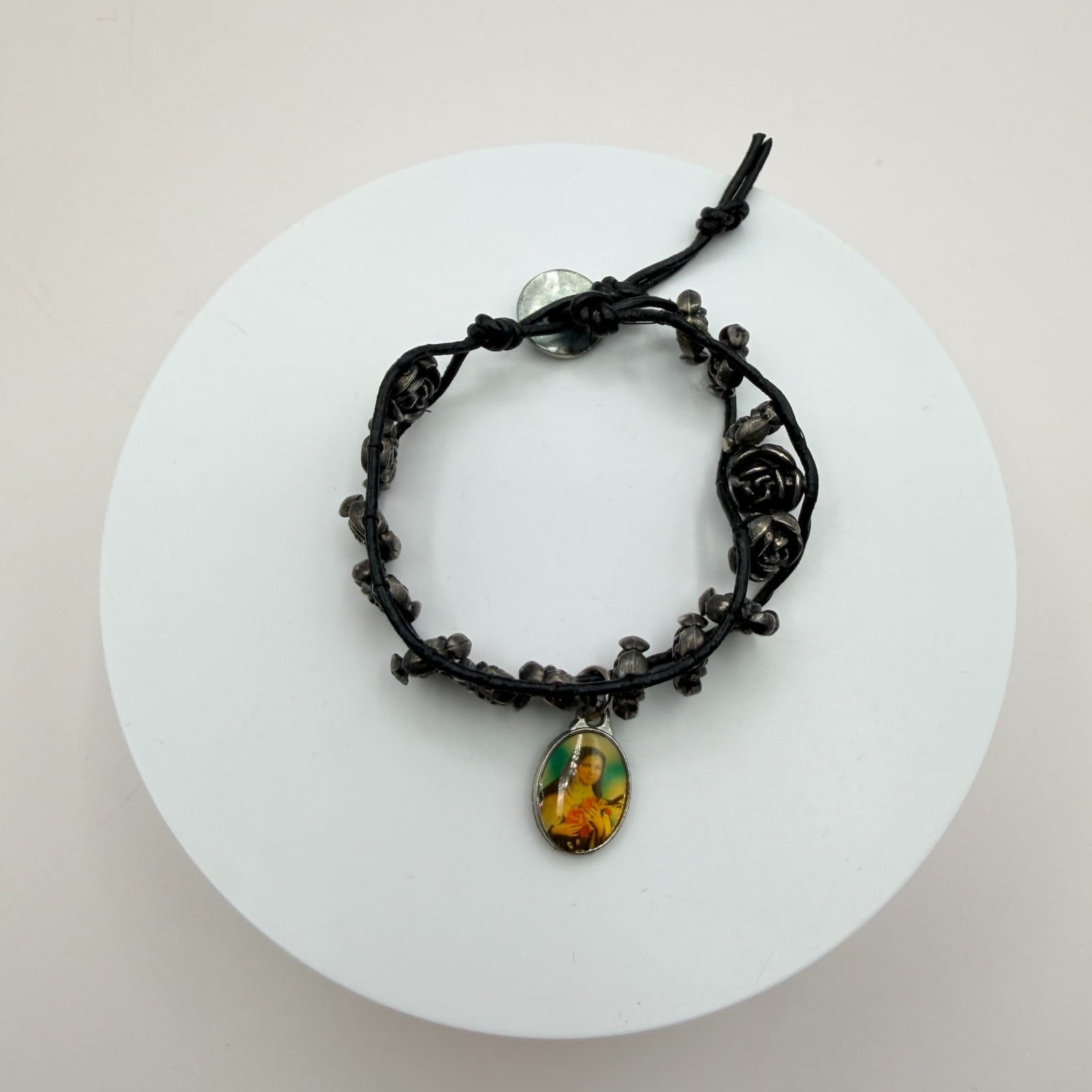 Vintage 90s Religious Saint Therese Charm Bracelet Black Leather Rose Beads - Thumbnail 2