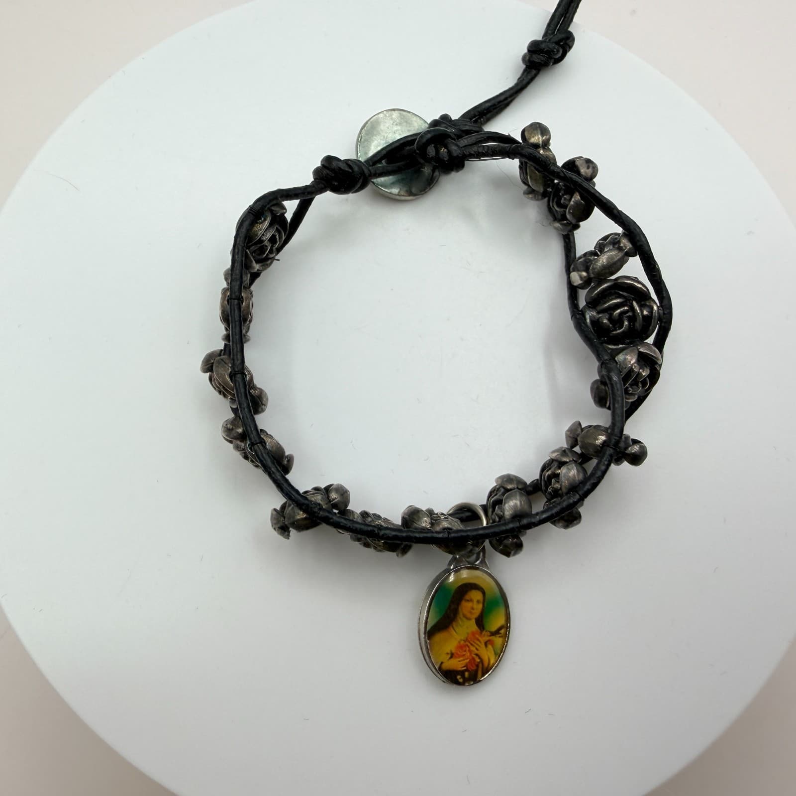 Vintage 90s Religious Saint Therese Charm Bracelet Black Leather Rose Beads - Thumbnail 6