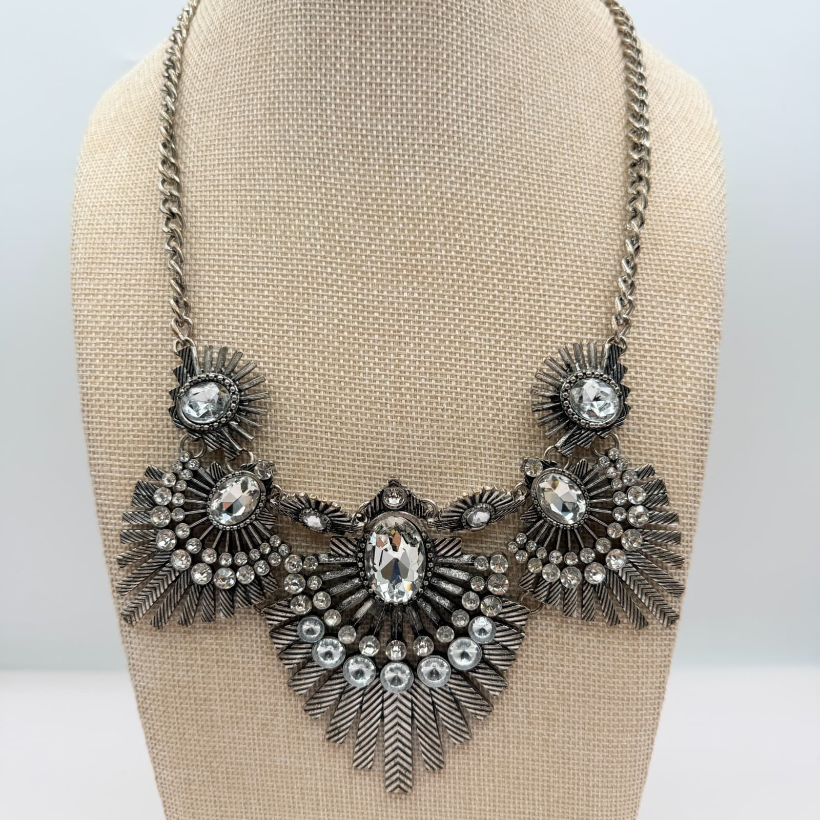 Vintage 80s Silver Tone Biblical Bib Statement Necklace Clear Glass Jewelry - Thumbnail 7