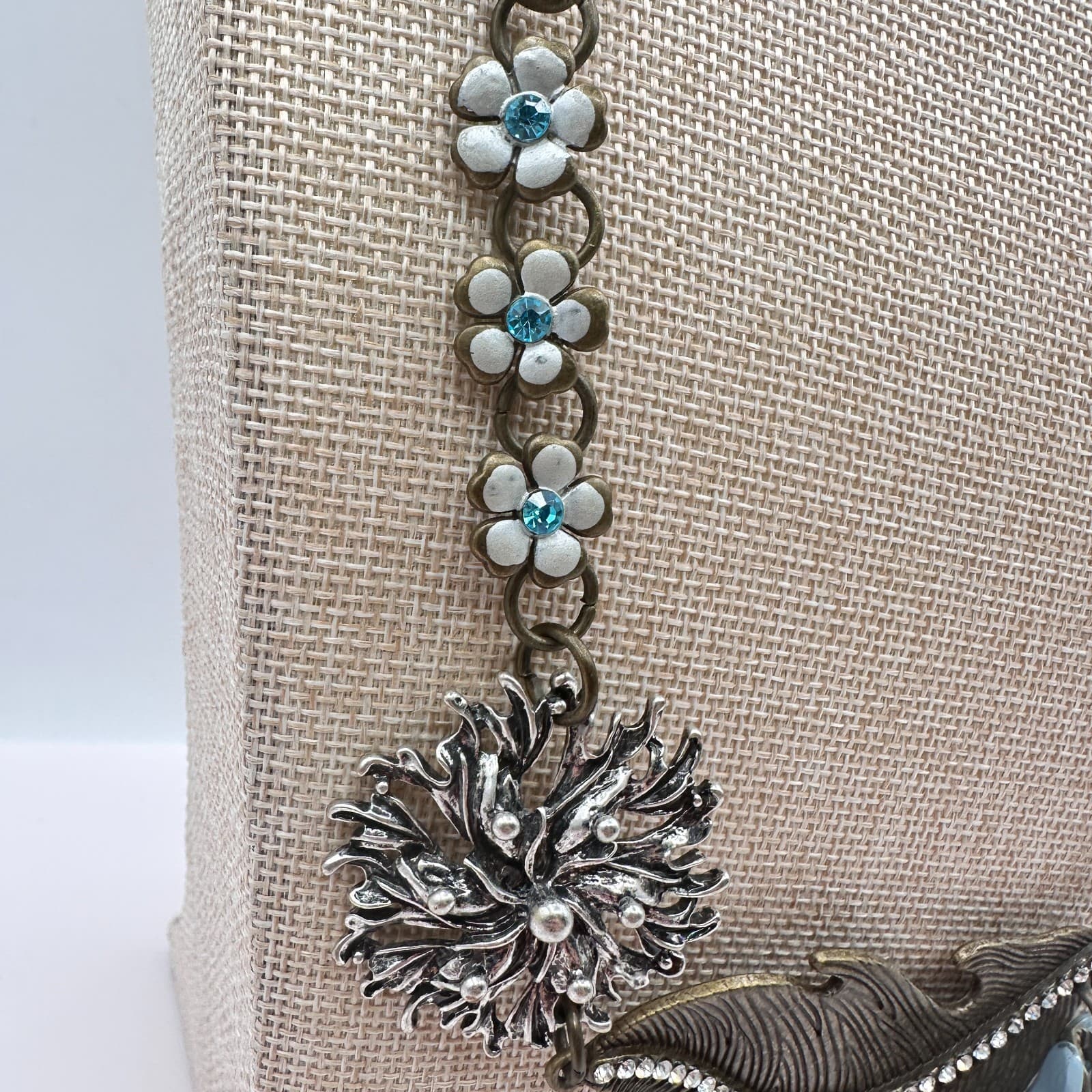 Vintage 80s Plunder Snowball Bndle Statement Necklace Feather Faux Pearl Jewelry - Thumbnail 6