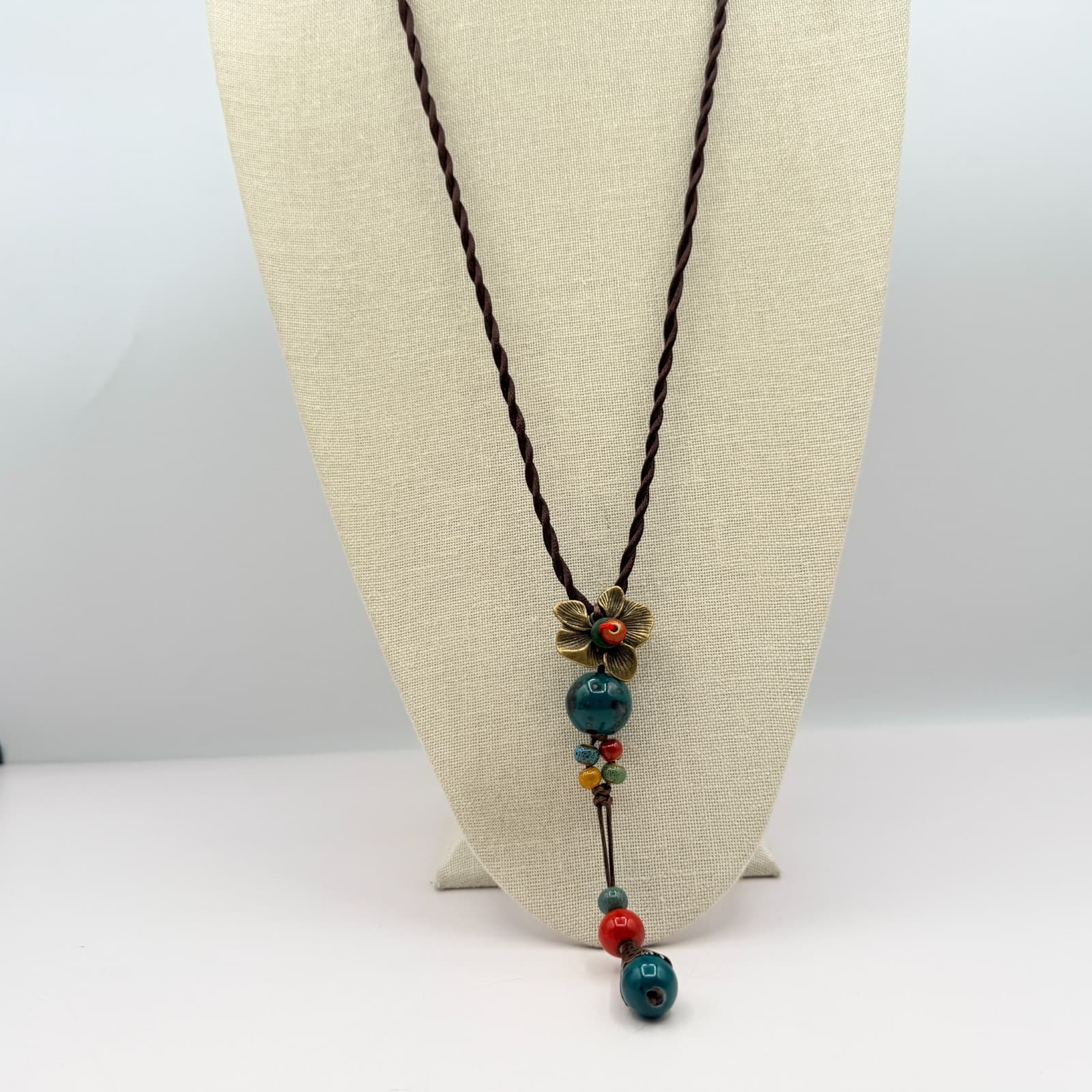 Vintage 90s Flower Pendant Necklace Glass Beads Brown Silk Cord Boho Jewelry - Thumbnail 6