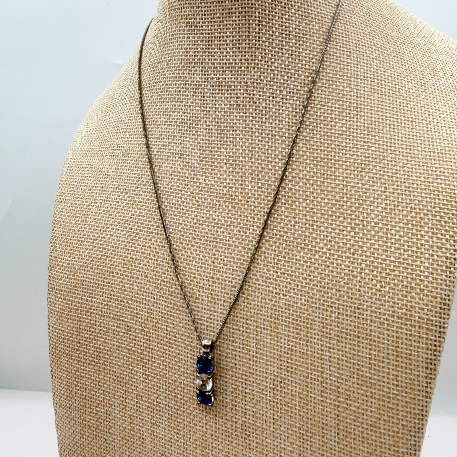 Vintage 90s Silver Tone Blue & White Glass Drop Pendant Snake Chain Necklace - Thumbnail 6