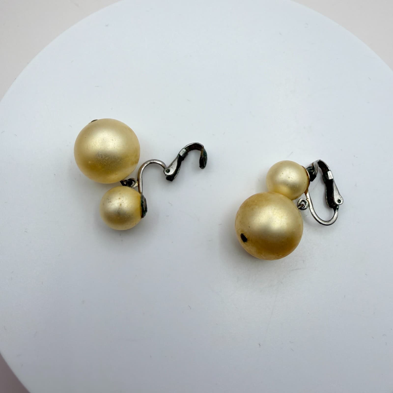 Vintage 90s Silver Tone Double Cream Faux Pearl Earrings Women's Classic Jewelry - Thumbnail 6
