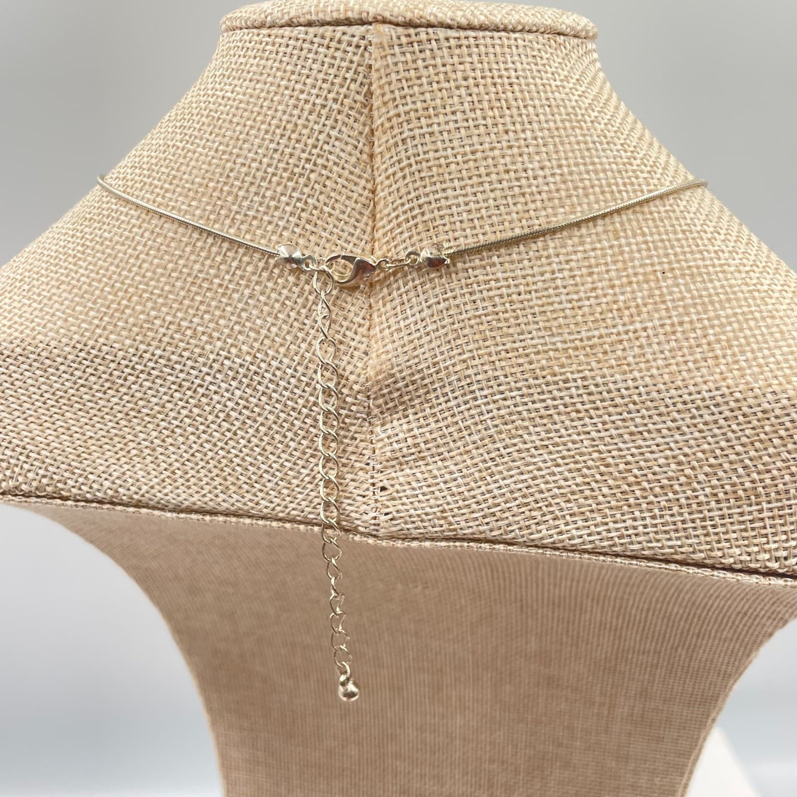 Vintage Silver-Tone Chain Inlay Abalone Shell Teardrop Charm Choker Bib Necklace - Thumbnail 6