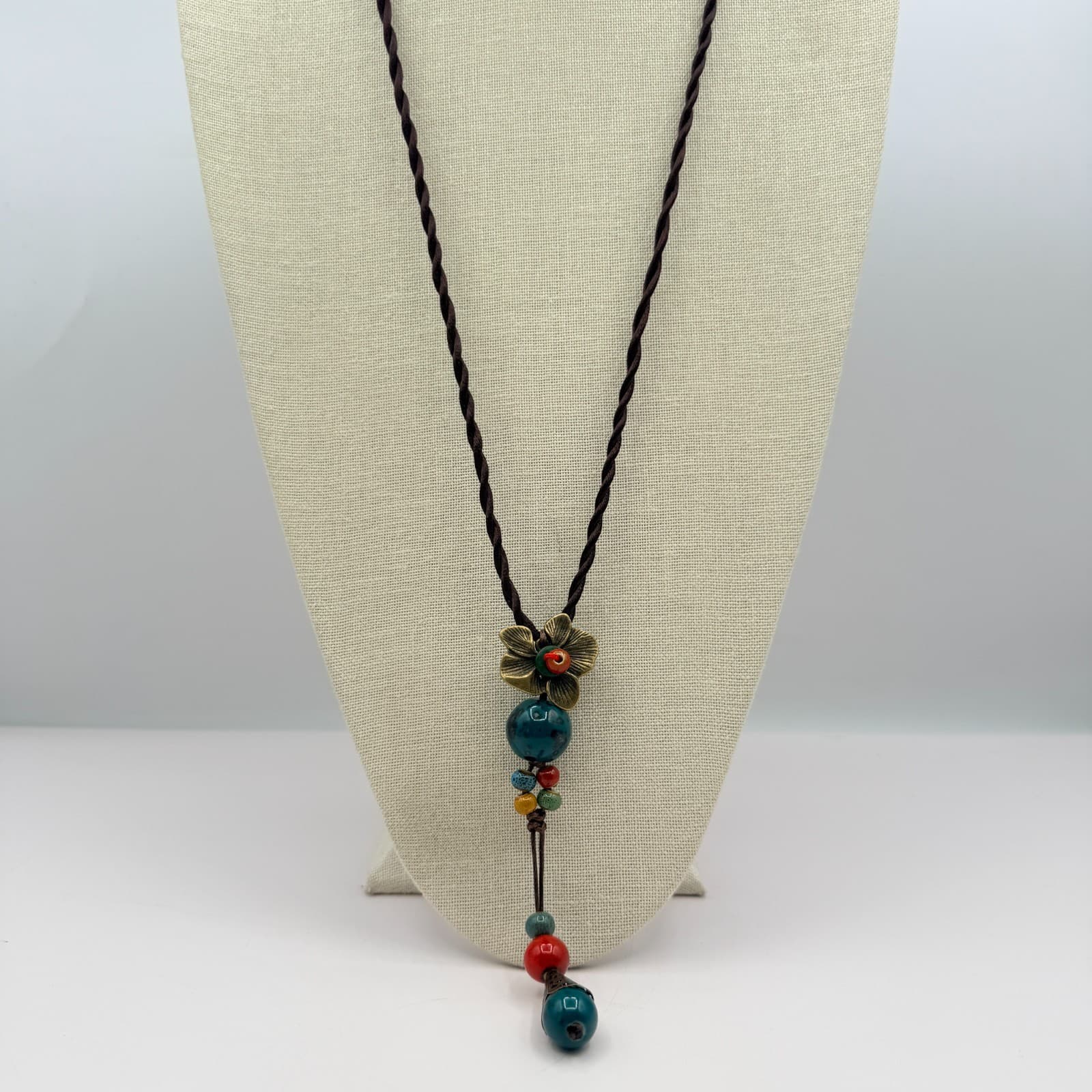 Vintage 90s Flower Pendant Necklace Glass Beads Brown Silk Cord Boho Jewelry - Thumbnail 3