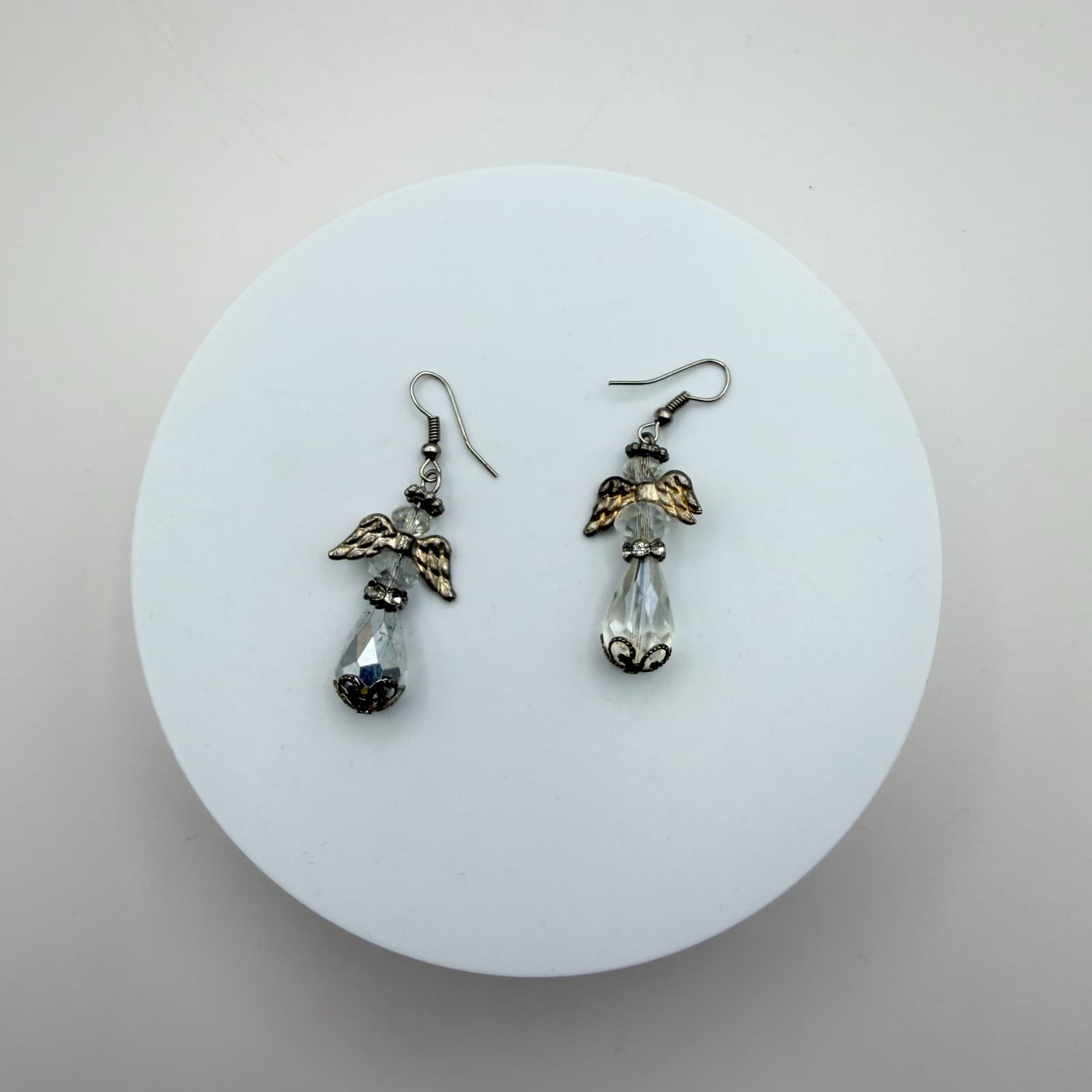 Vintage 90s Silver Tone Guardian Angel Dangle Earrings Clear Glass Teardrop - Thumbnail 2