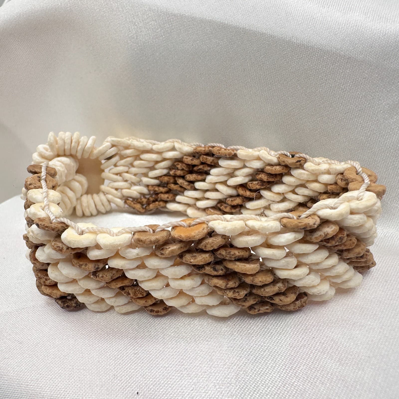 Vintage Y2K Beaded Disc Shell Bracelet Boho Women's Classic Fashion Jewelry - Thumbnail 2