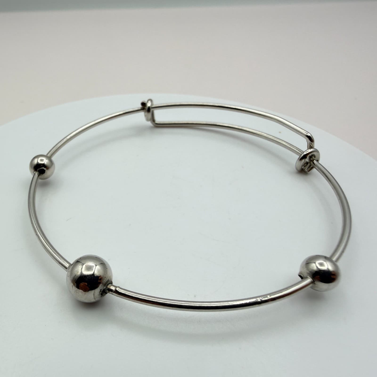 Vintage Y2K Silver Tone Ball Beaded Bangle Minimalist Women's Classic Jewelry - Thumbnail 4