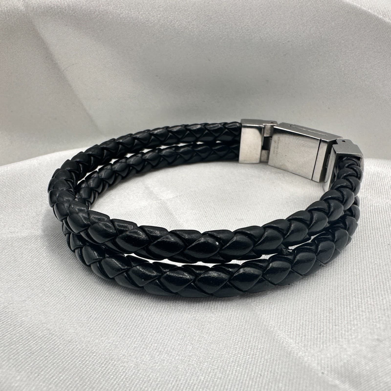 Vintage Y2K Black Double Strand Leather Braided Bracelet Silver Tone Jewelry - Image 1