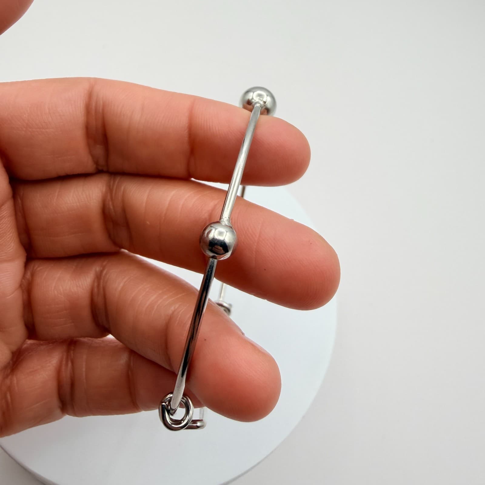 Vintage Y2K Silver Tone Ball Beaded Bangle Minimalist Women's Classic Jewelry - Thumbnail 6