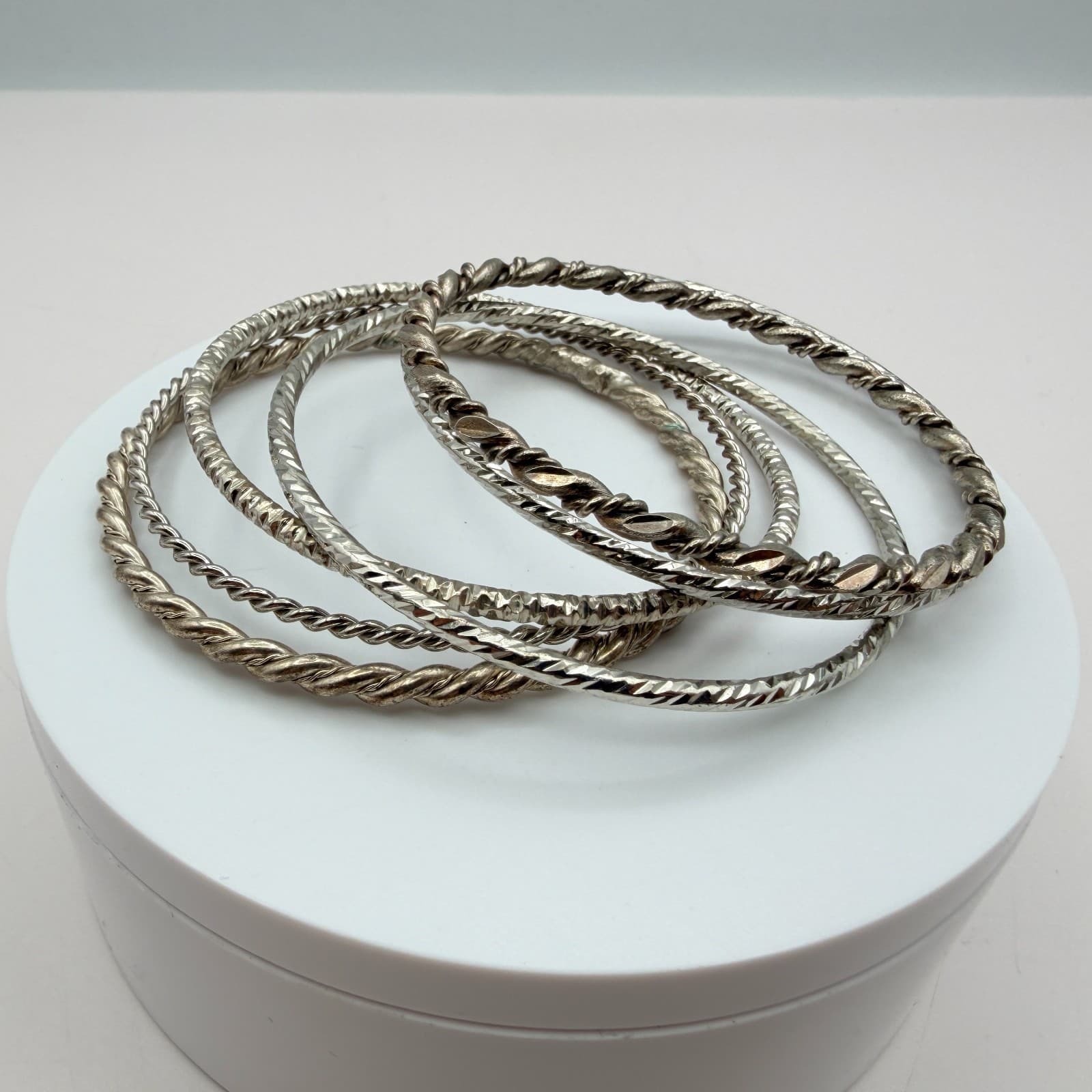 Vintage 90s Silver Tone Twisted Stack Bangles Set Women's Fashion Jewelry - Thumbnail 3