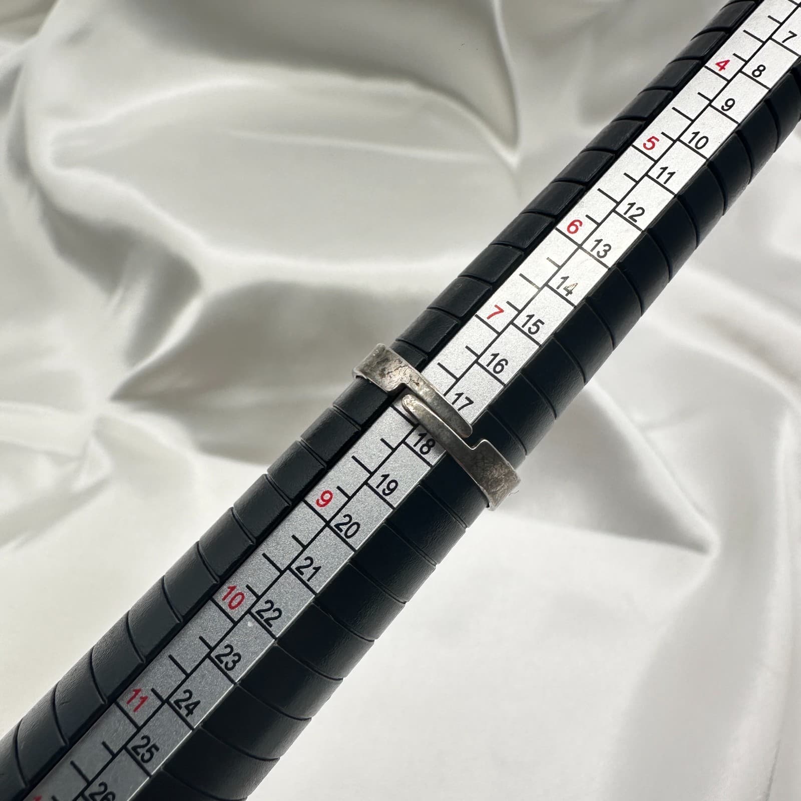 Vintage Y2K Silver Tone Floral Clear Rhinestone Ring Statement Women's Jewelry - Thumbnail 10