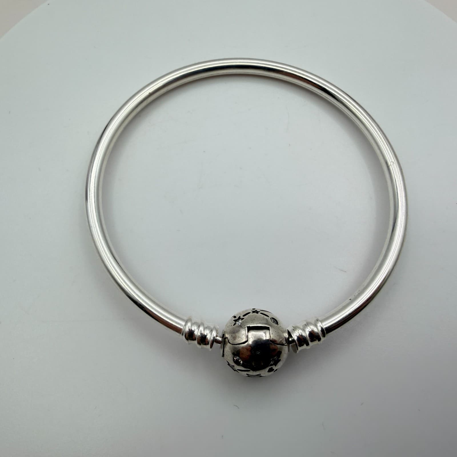 Vintage Y2K Silver Tone Star Rhinestone Bangle Women's Classic Fashion Jewelry - Thumbnail 4