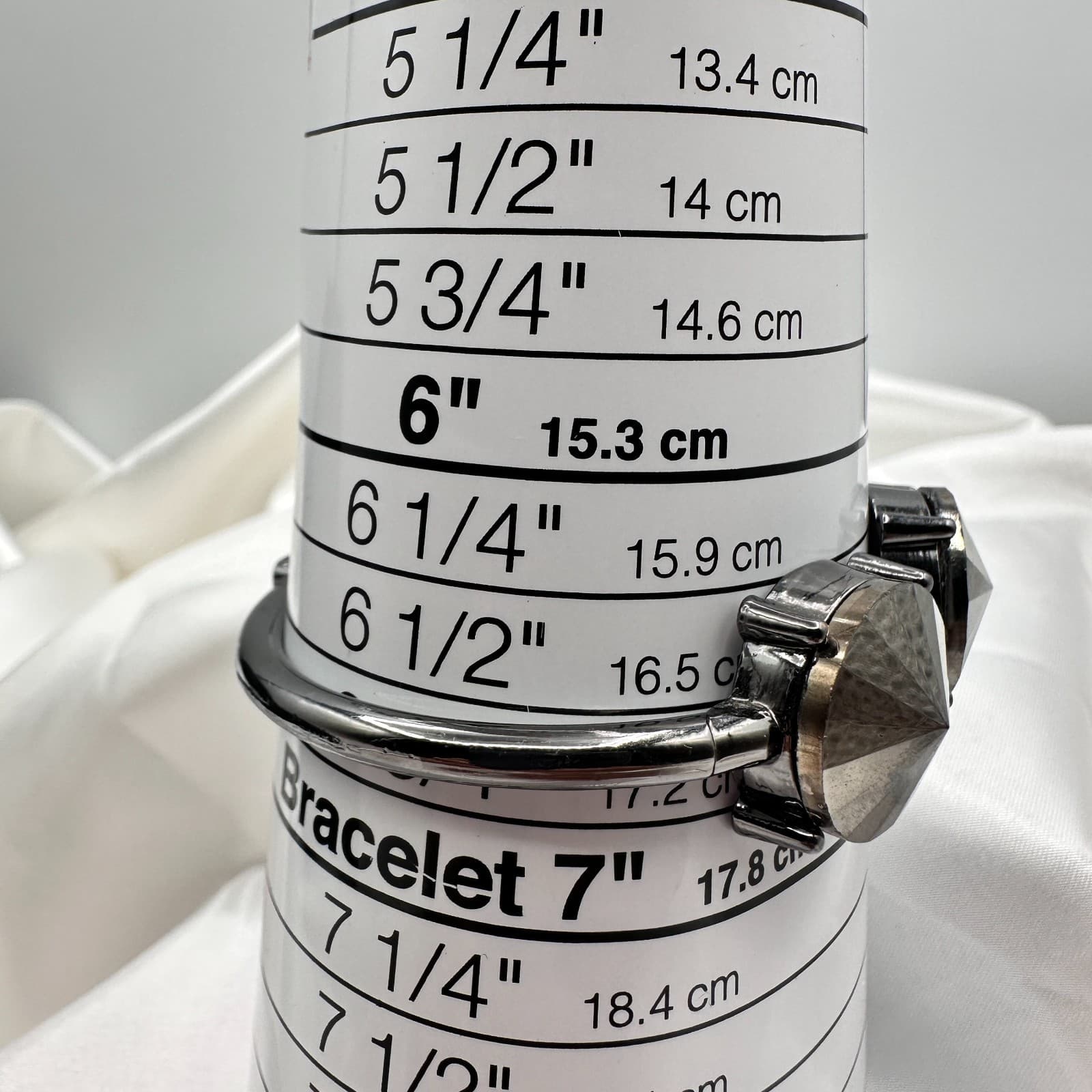 Vintage Y2K Gunmetal Tone Cuff Bracelet Women's Classic Fashion Jewelry - Thumbnail 11