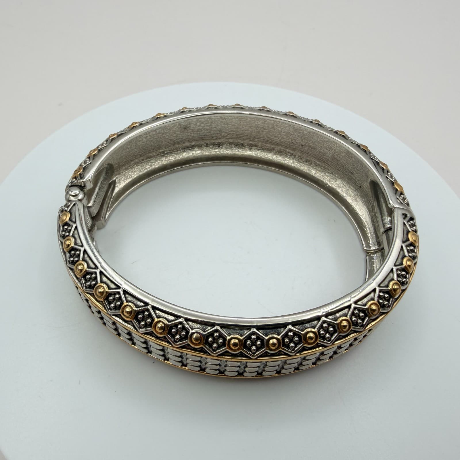 Vintage 90s Silver Gold Tone Geometric Studded Bangle Bracelet Classic Jewelry - Thumbnail 4