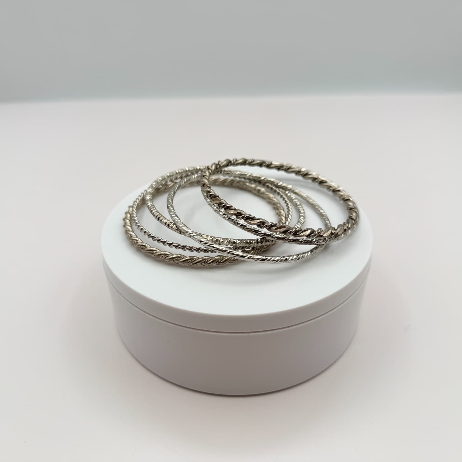 Vintage 90s Silver Tone Twisted Stack Bangles Set Women's Fashion Jewelry - Thumbnail 6