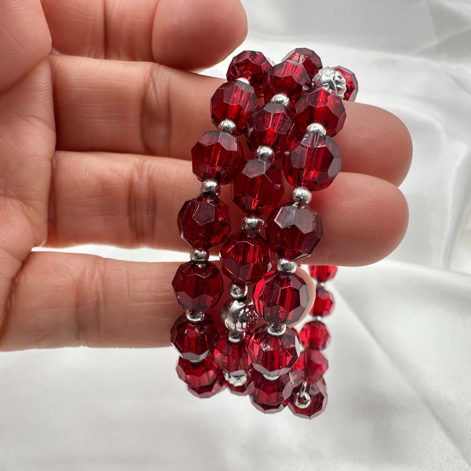 Vintage Y2K Silver Tone Crucifix Charm Beaded Memory Wire Wrap Bracelet Jewelry - Thumbnail 10