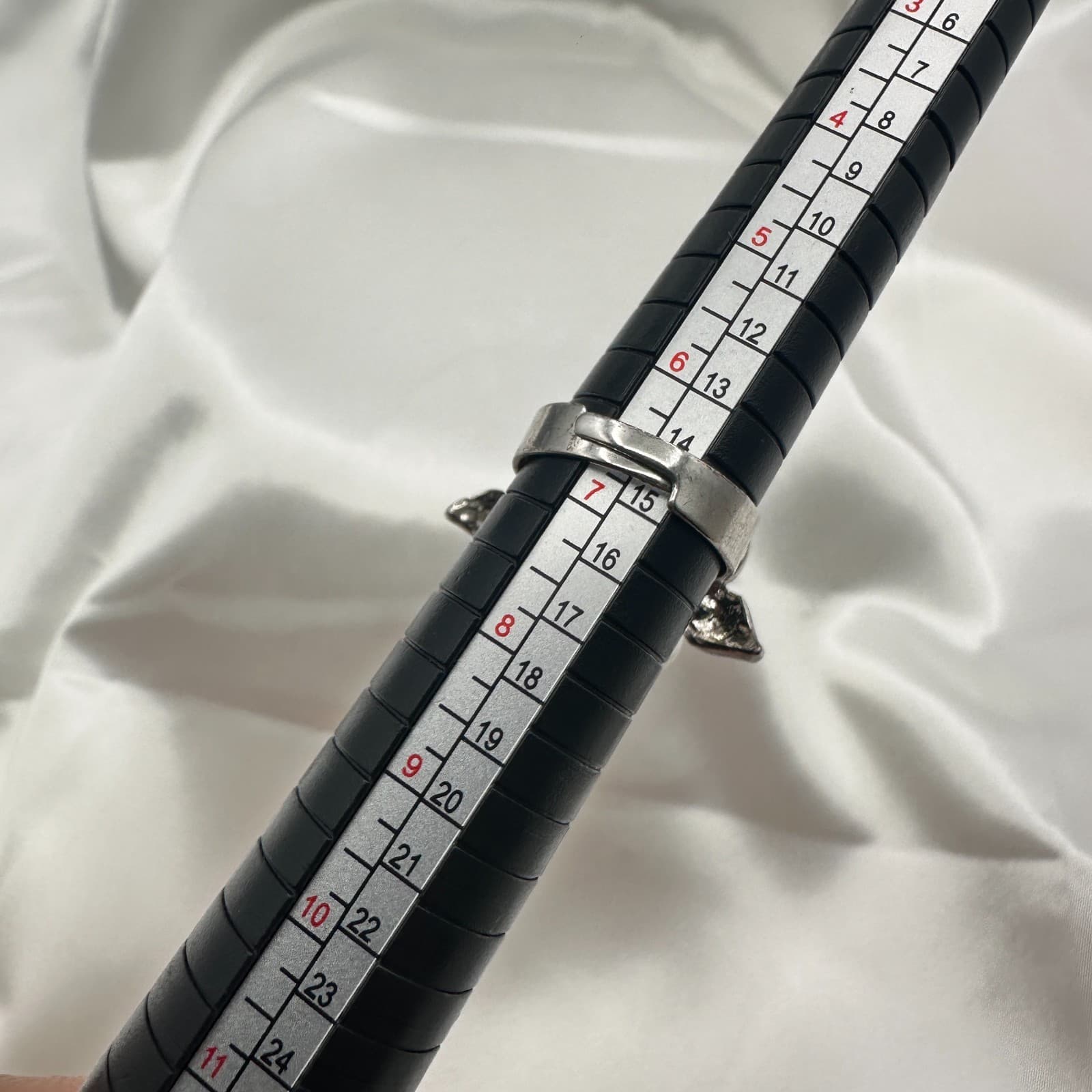 Vintage Y2K Silver Tone Floral Faux Pearl Statement Ring Women's Classic Jewelry - Thumbnail 9