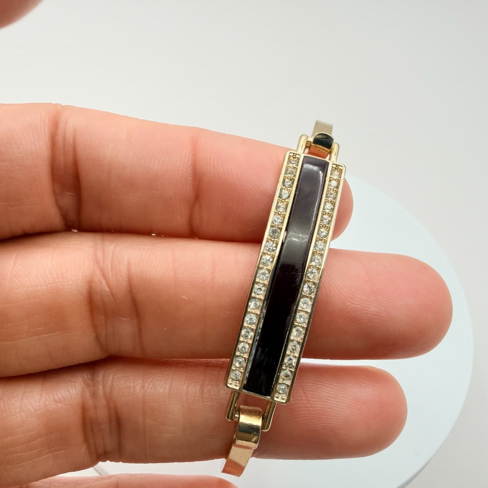 Vintage Y2K Gold Tone Black Enamel Bracelet Bangle Women's Classic Jewelry - Thumbnail 8