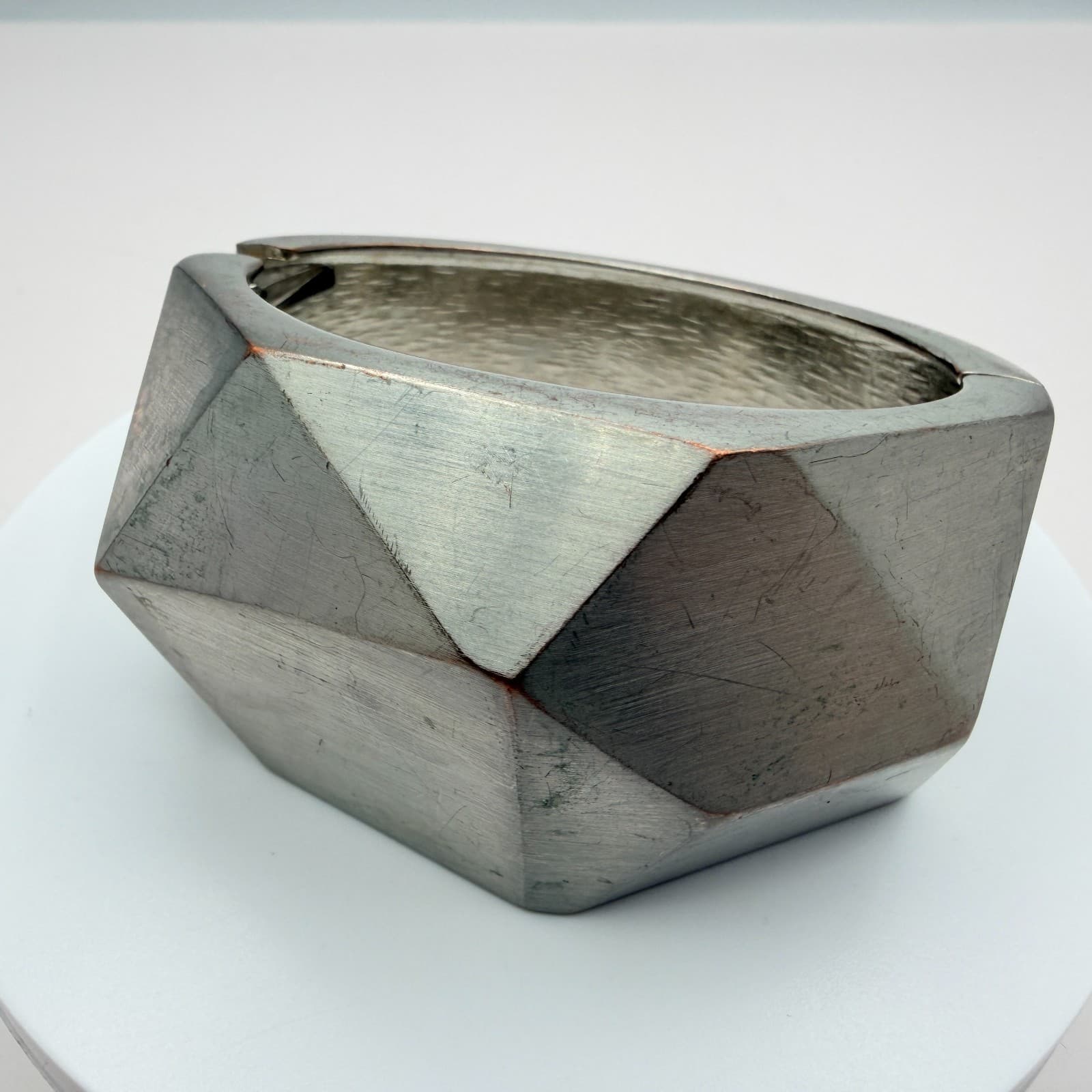 Vintage 90s Silver Tone Wide Cuff Bracelet Geometric Chunky Fashion Jewelry - Thumbnail 2