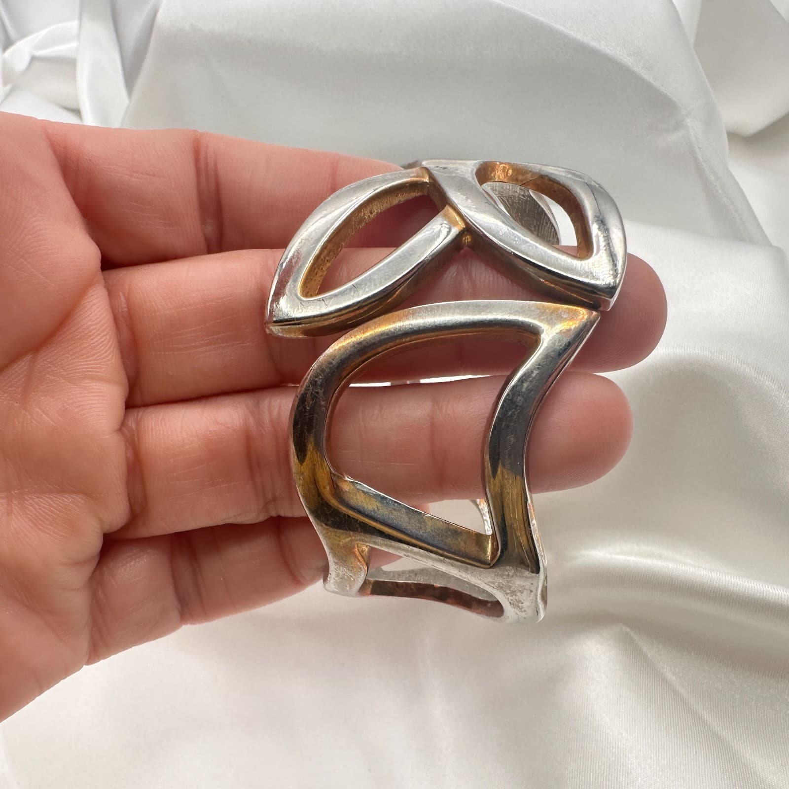 Vintage Y2K Geometric Wide Hinged Cuff Bracelet Silver Gold Tone Jewelry - Thumbnail 9