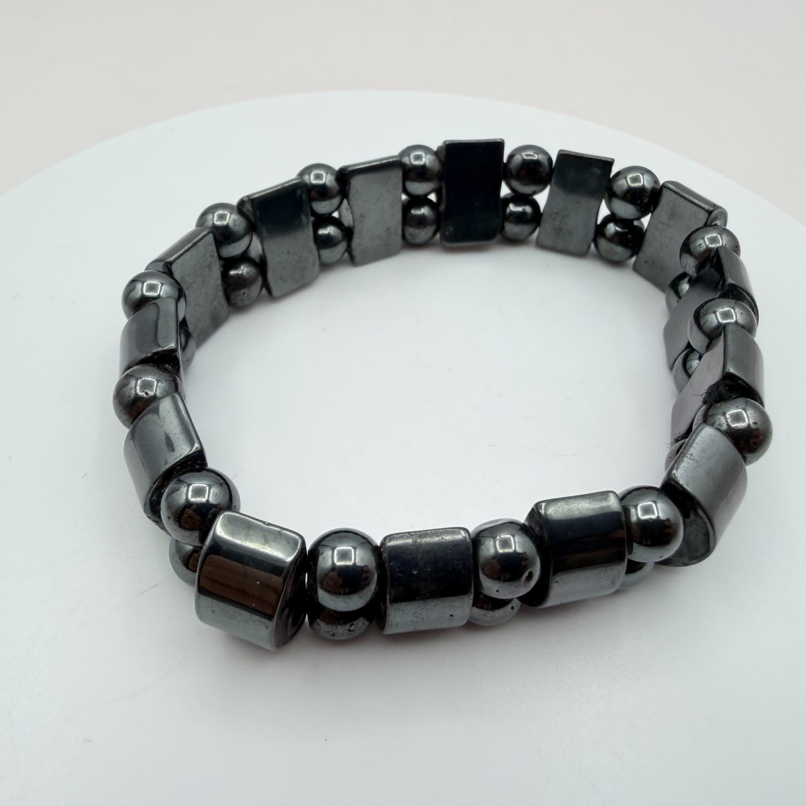 Vintage 90s Hematite Beaded Stretch Bracelet Geometric Classic Fashion Jewelry - Thumbnail 2