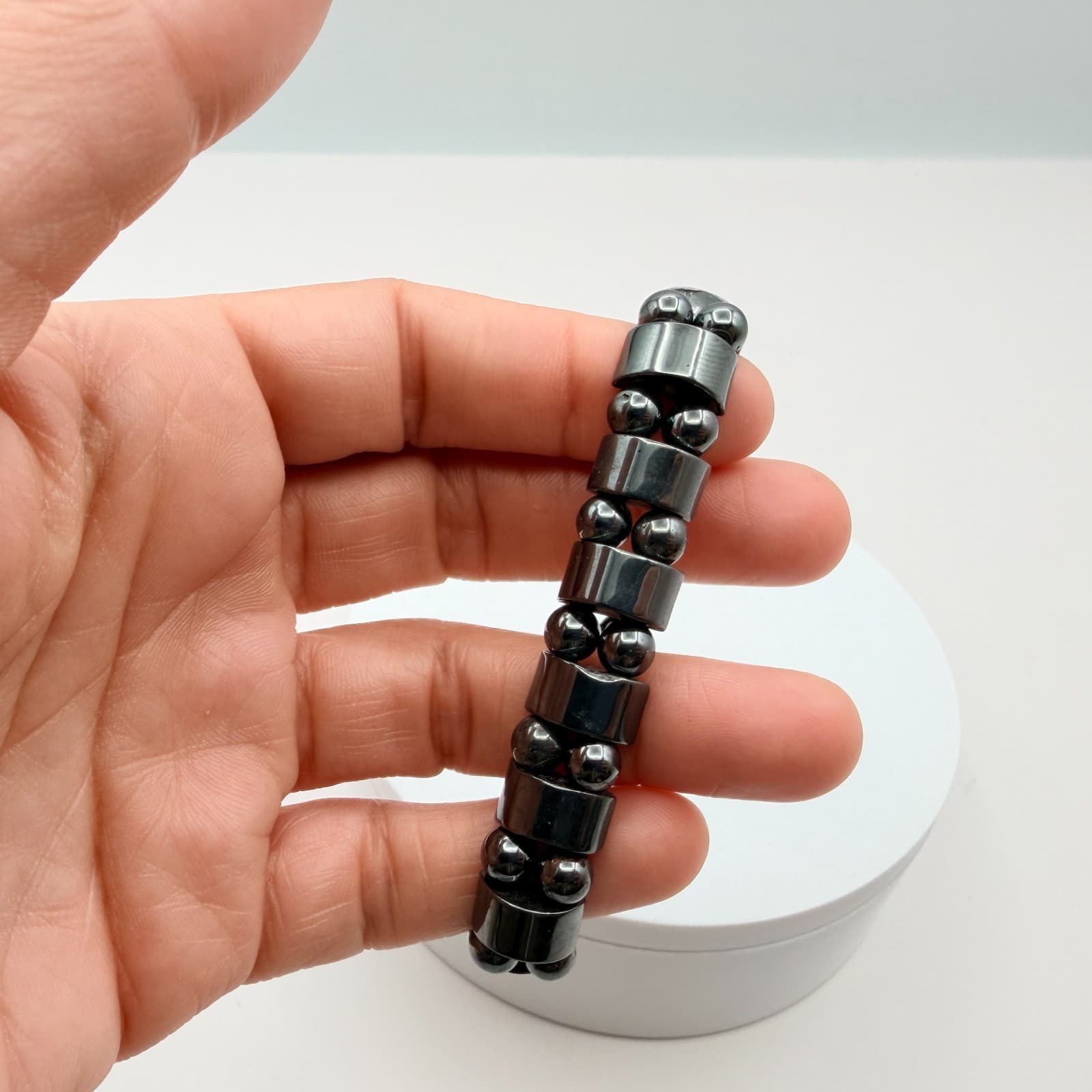 Vintage 90s Hematite Beaded Stretch Bracelet Geometric Classic Fashion Jewelry - Thumbnail 7