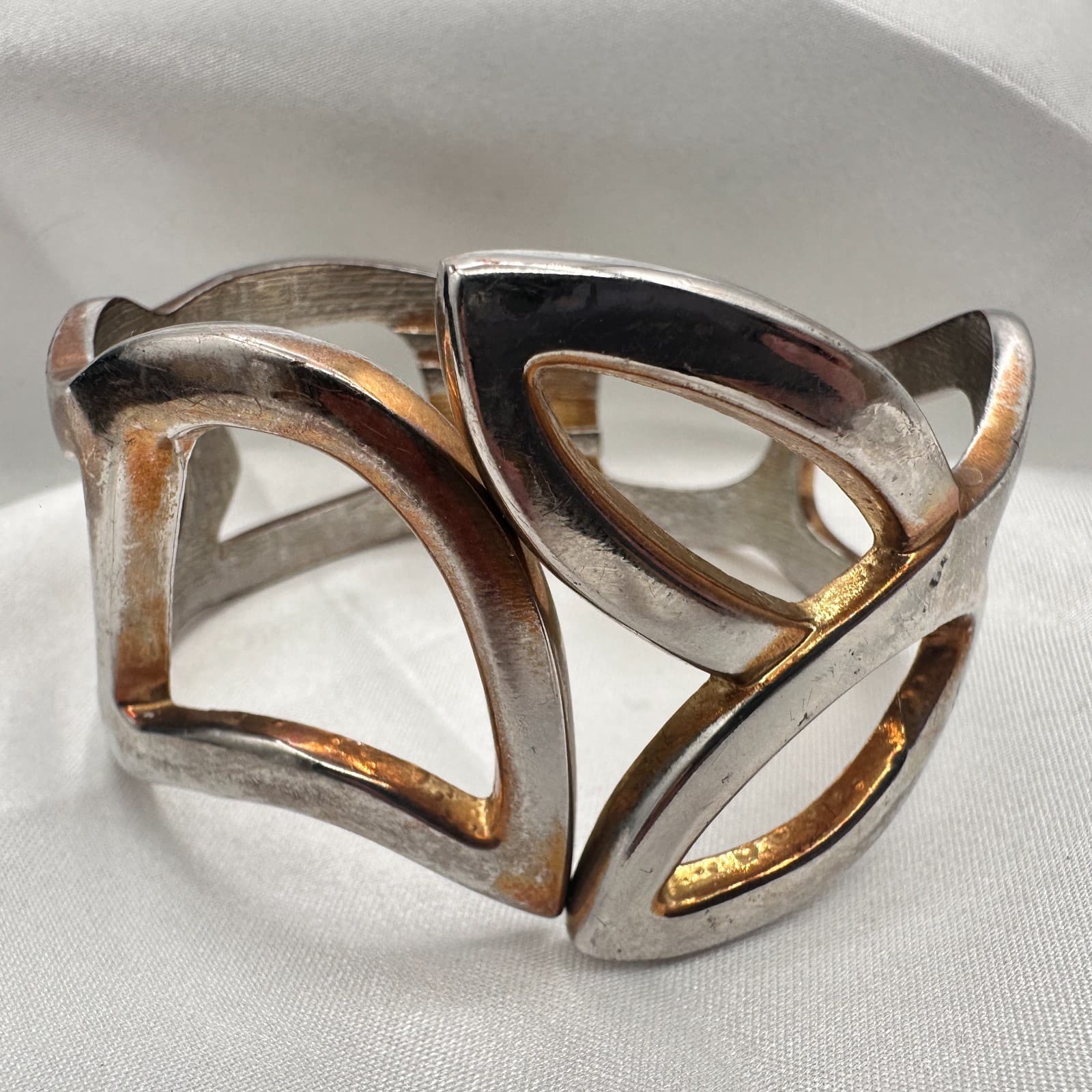 Vintage Y2K Geometric Wide Hinged Cuff Bracelet Silver Gold Tone Jewelry - Thumbnail 4