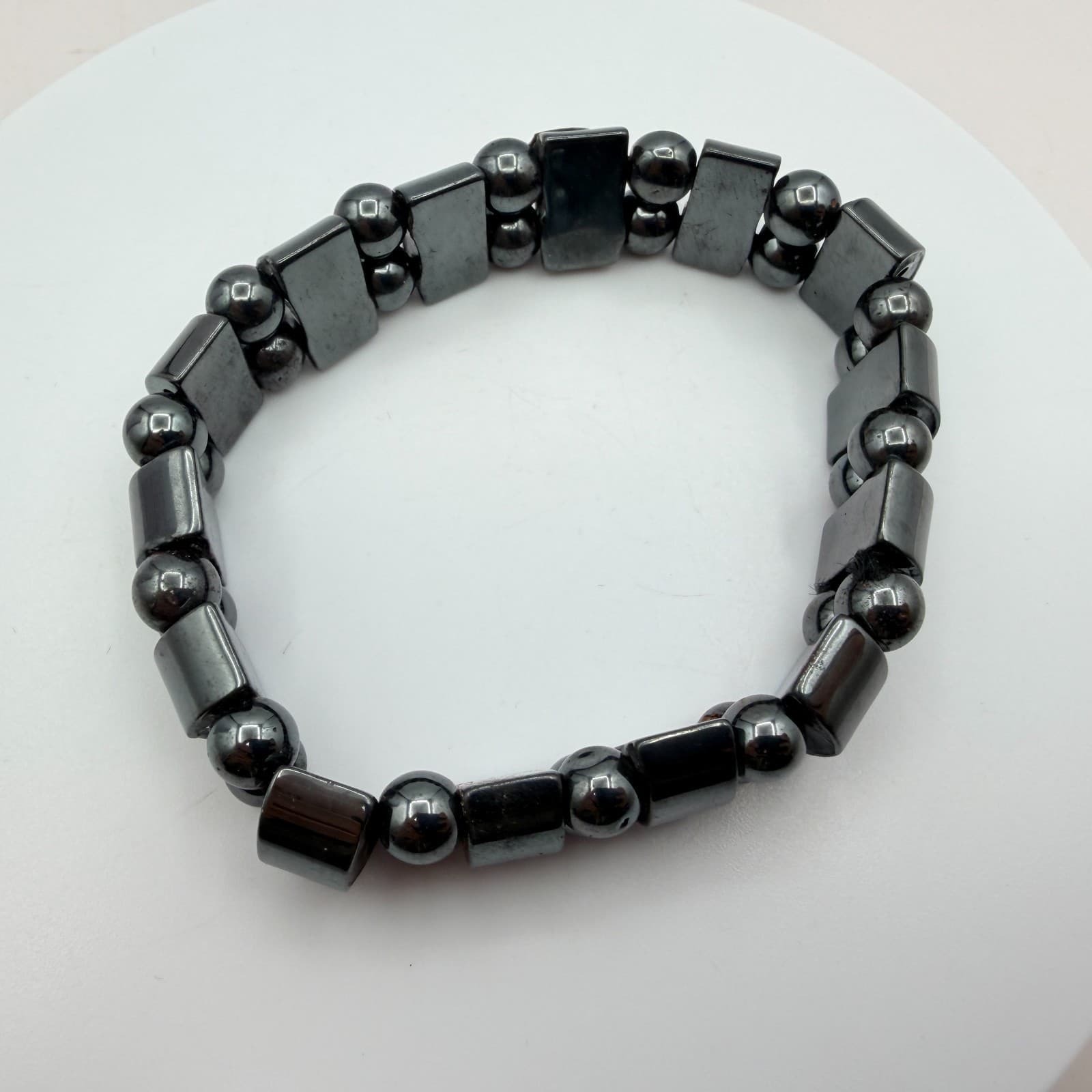 Vintage 90s Hematite Beaded Stretch Bracelet Geometric Classic Fashion Jewelry - Thumbnail 3