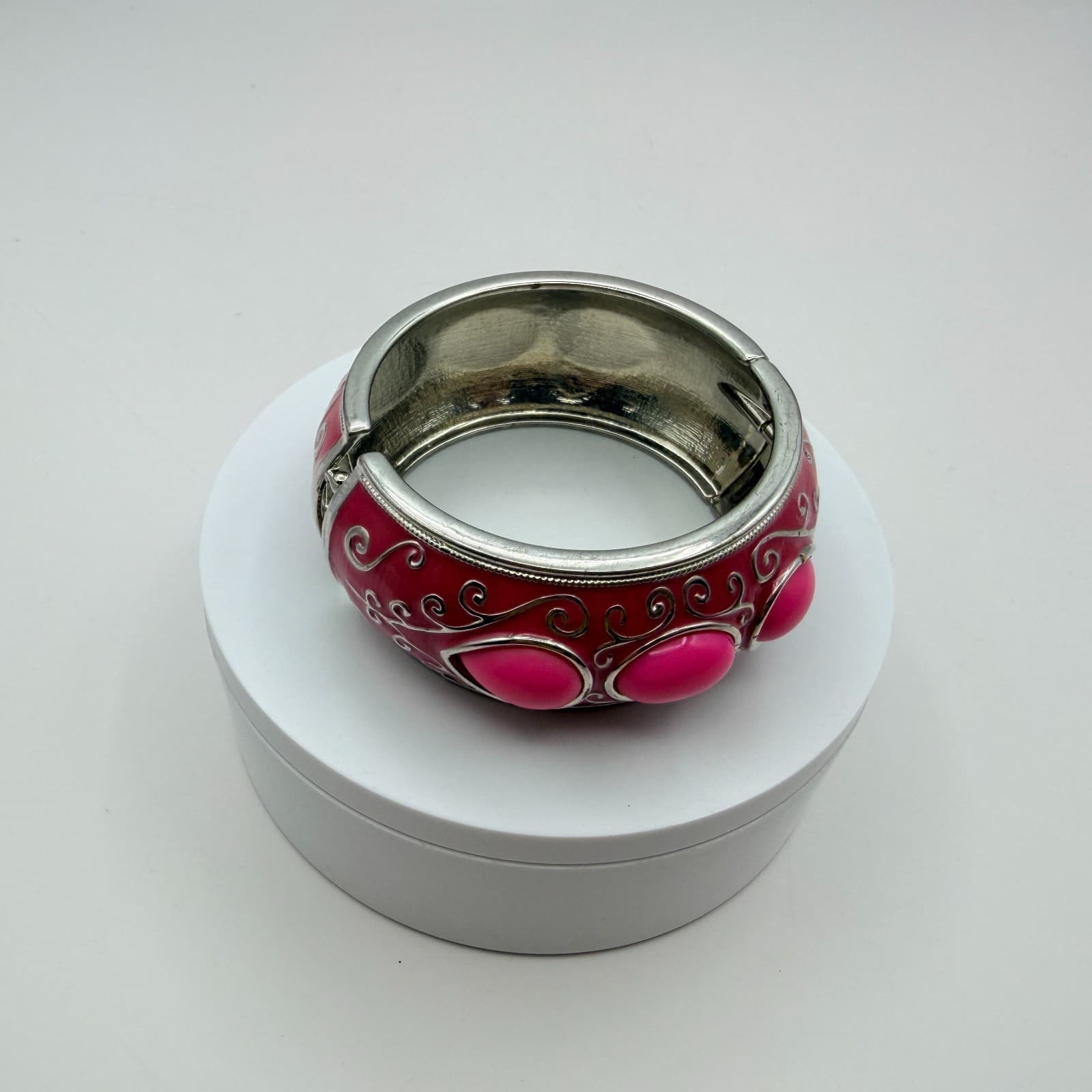 Vintage 90s Pink Enamel Cabochon Hinged Cuff Bracelet Silver Tone Jewelry - Thumbnail 3