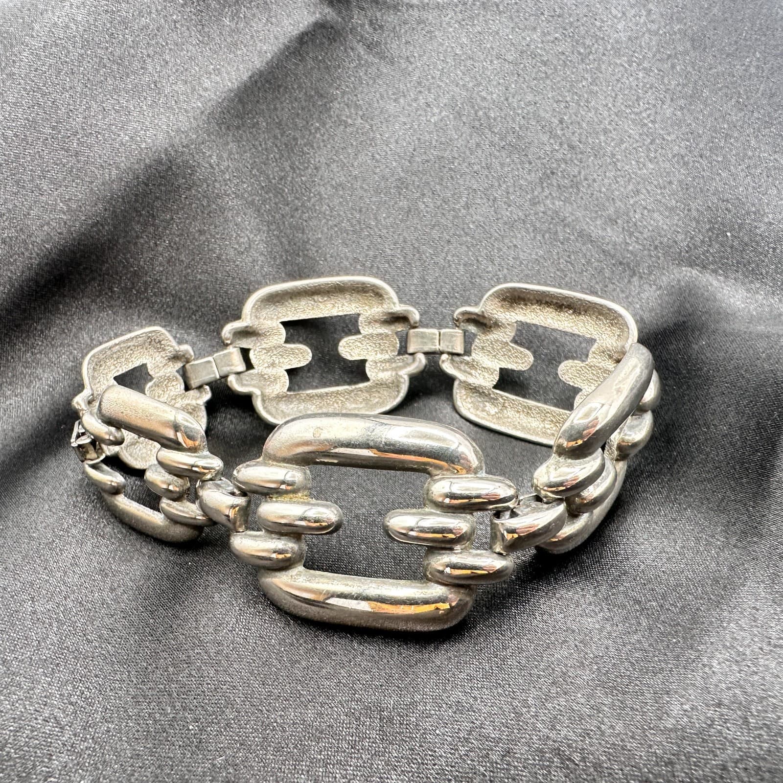 Vintage 80s Silver Tone Chunky Link Bracelet Bold Statement Geometric Modernist - Thumbnail 2
