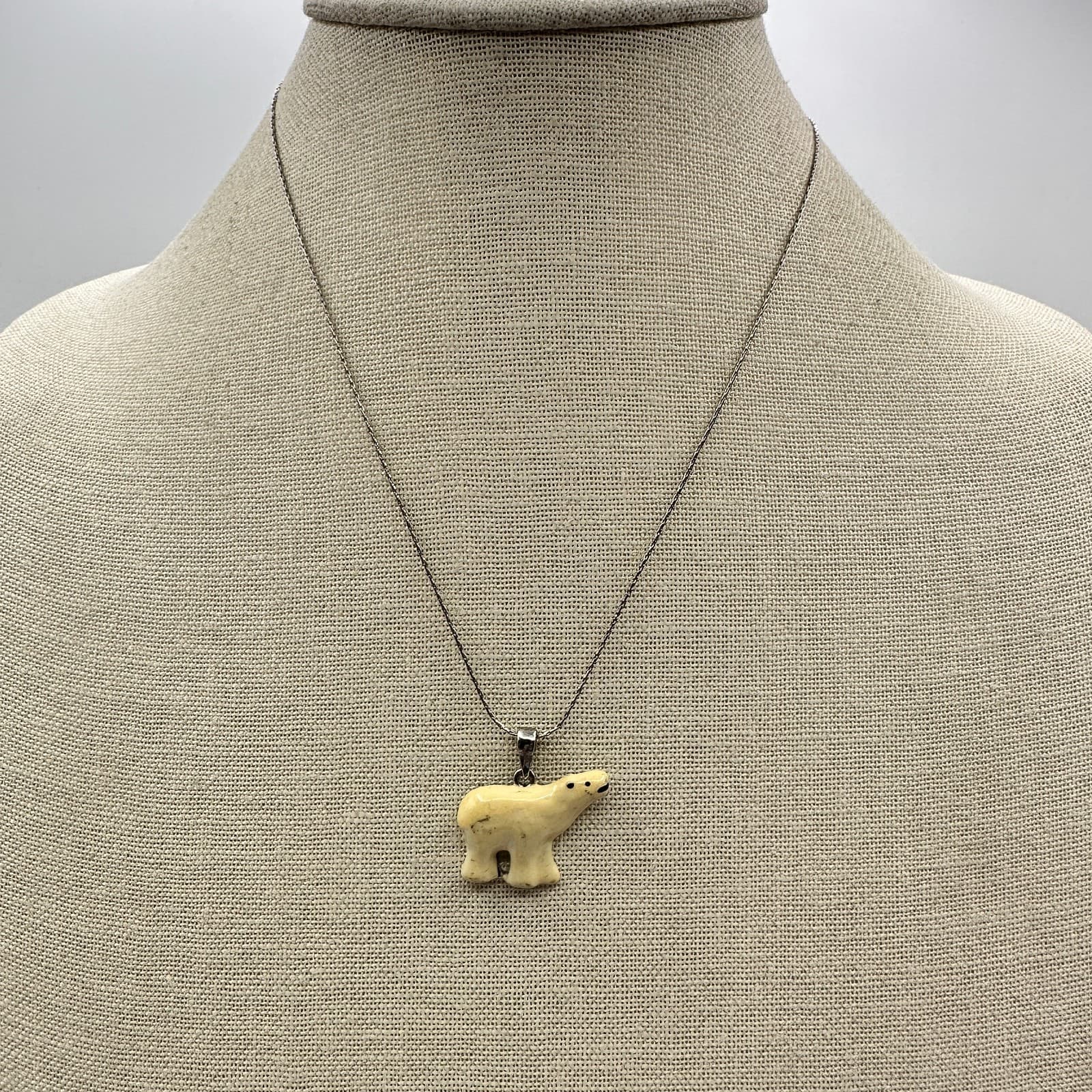 Vintage Y2K 925 Sterling Silver Polar Bear Pendant Necklace Women's Jewelry - Image 1