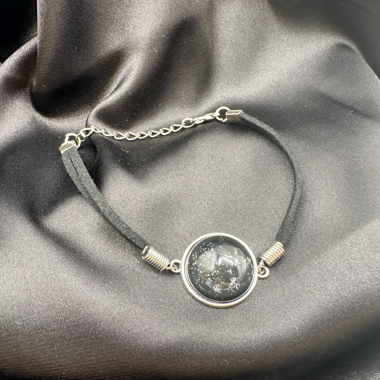Vintage Y2K Black Suede Cord Galaxy Glass Cabochon Bracelet Silver Tone Jewelry - Thumbnail 6