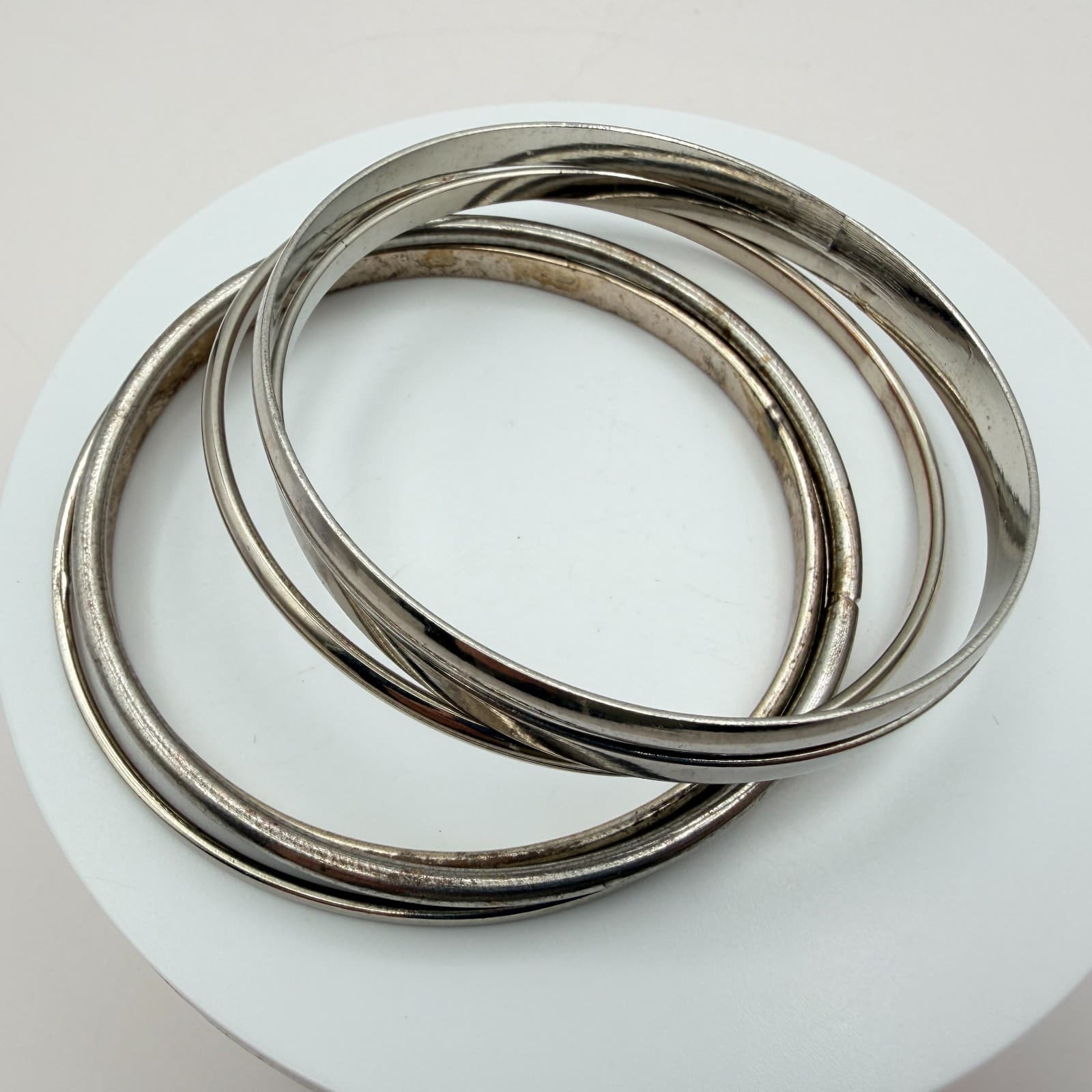 Vintage 90s Silver Tone Minimalist Bangles Set Women's Classic Fashion Jewelry - Thumbnail 2