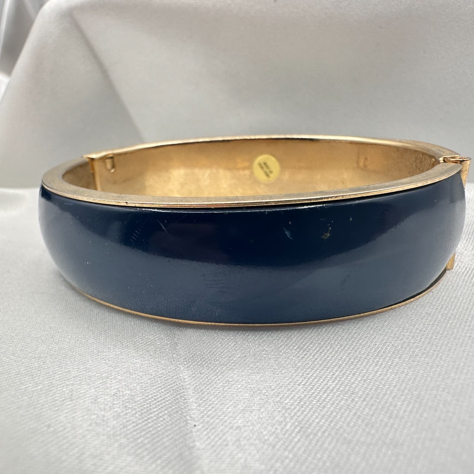 Vintage Y2K Navy Enamel Hinge Clasp Wide Bangle Bracelet Gold Tone Jewelry - Thumbnail 2