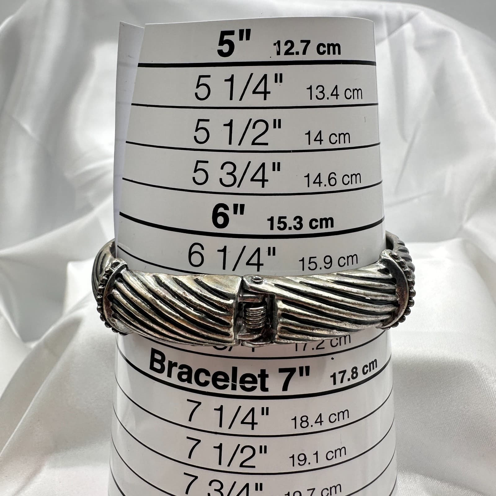 Vintage 90s Silver Tone Twisted Cable Bypass Hinged Bangle Bracelet Jewelry - Thumbnail 10