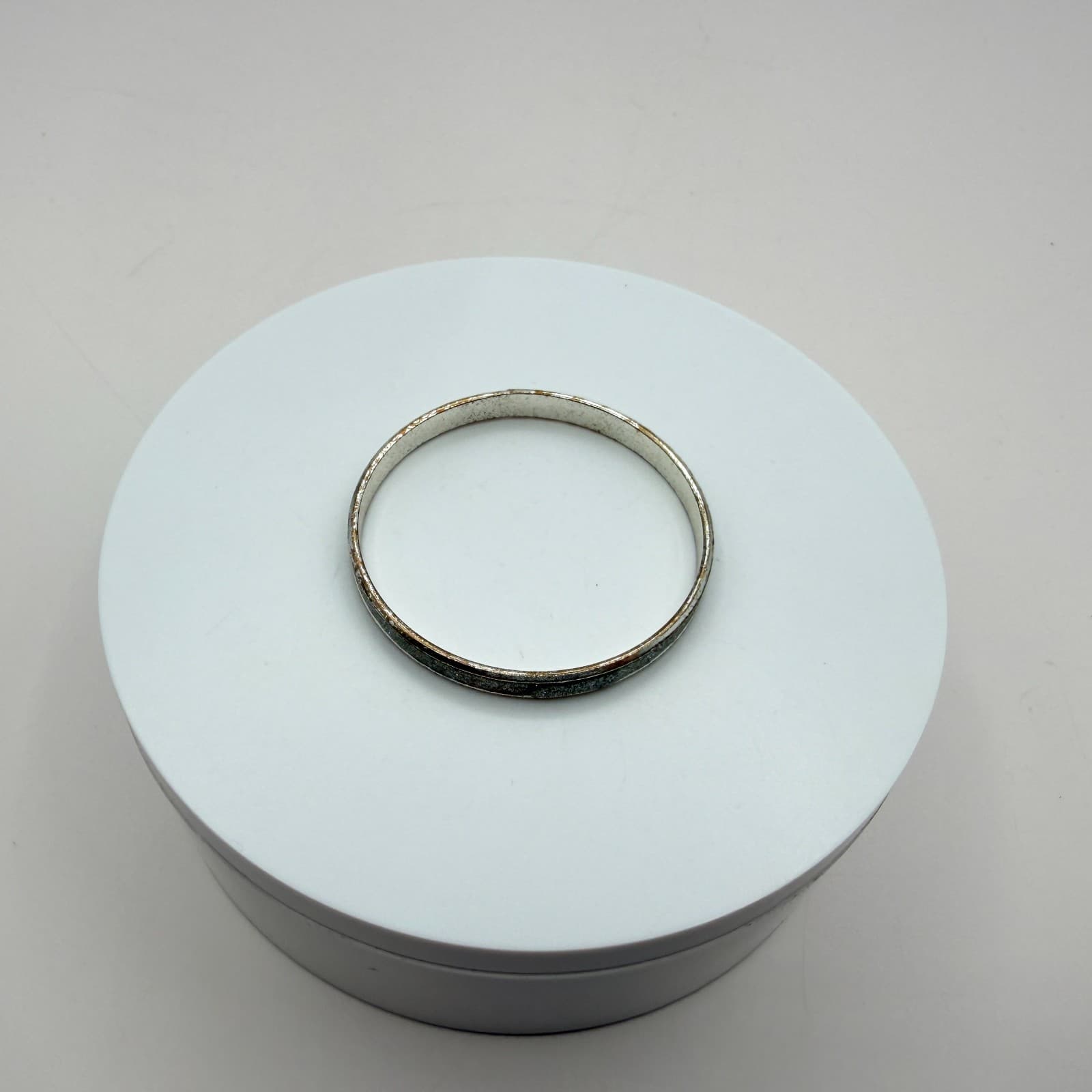 Vintage 90s Silver Tone Glitter Texture Bangle Bracelet Boho Minimalist Jewelry - Thumbnail 2