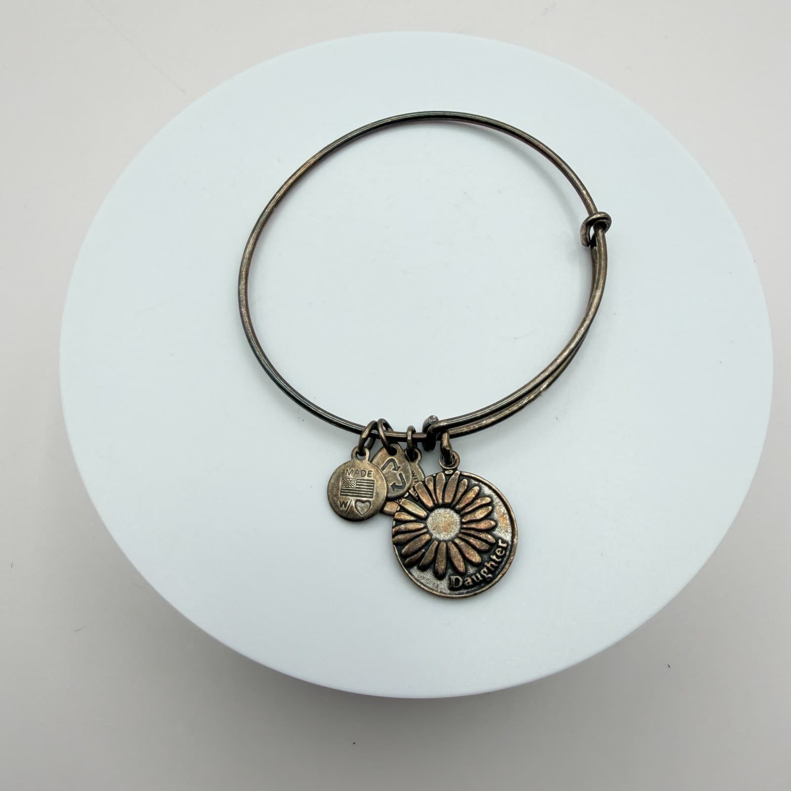 Vintage 90s Alex and Ani Silver Tone Daughter Daisy Flower Charm Bangle Bracelet - Thumbnail 2