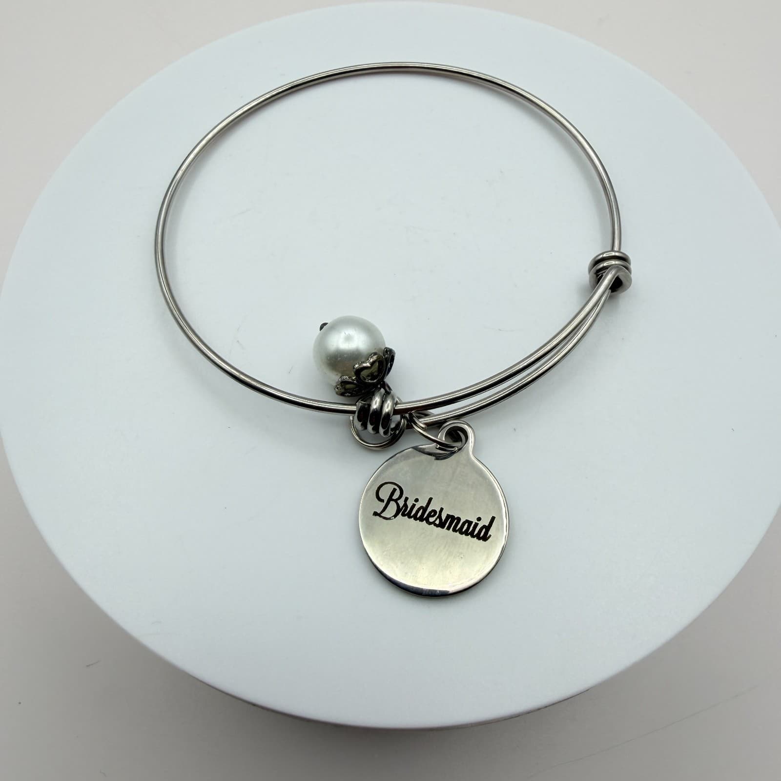 Vintage 90s Bridesmaid Silver Tone Expandable Bangle Bracelet Faux Pearl Charm - Thumbnail 2