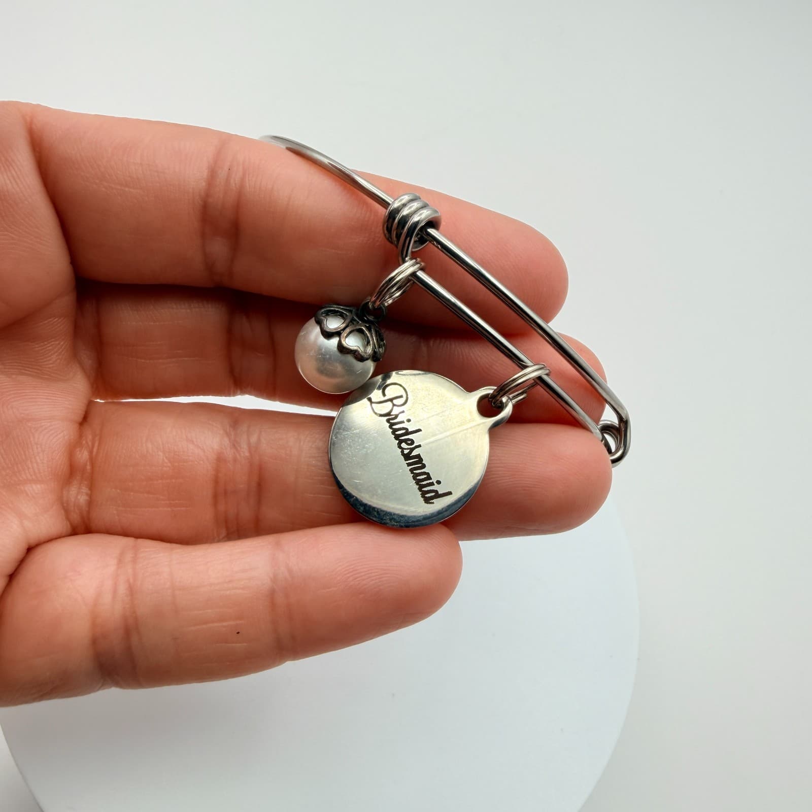 Vintage 90s Bridesmaid Silver Tone Expandable Bangle Bracelet Faux Pearl Charm - Thumbnail 8