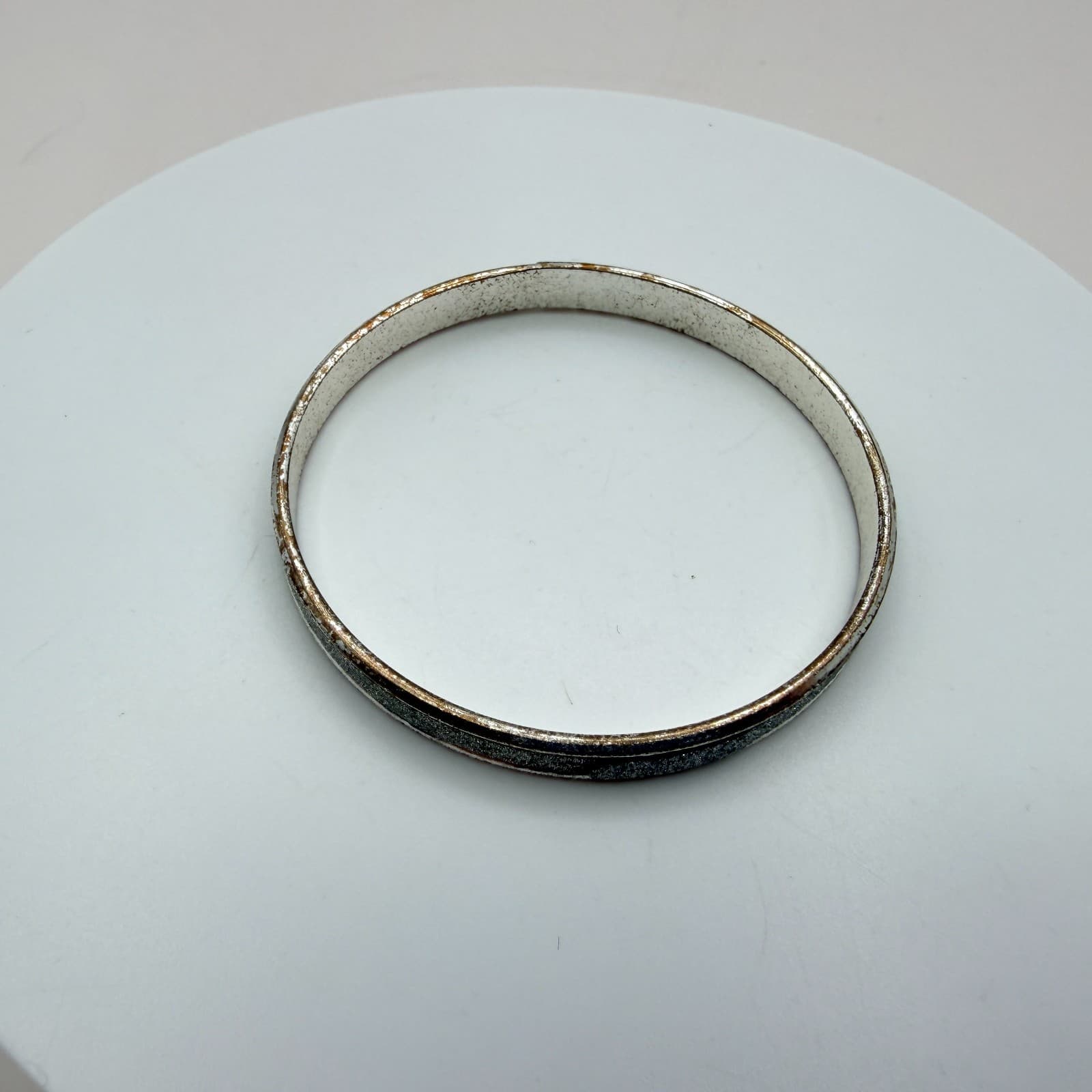 Vintage 90s Silver Tone Glitter Texture Bangle Bracelet Boho Minimalist Jewelry - Thumbnail 3