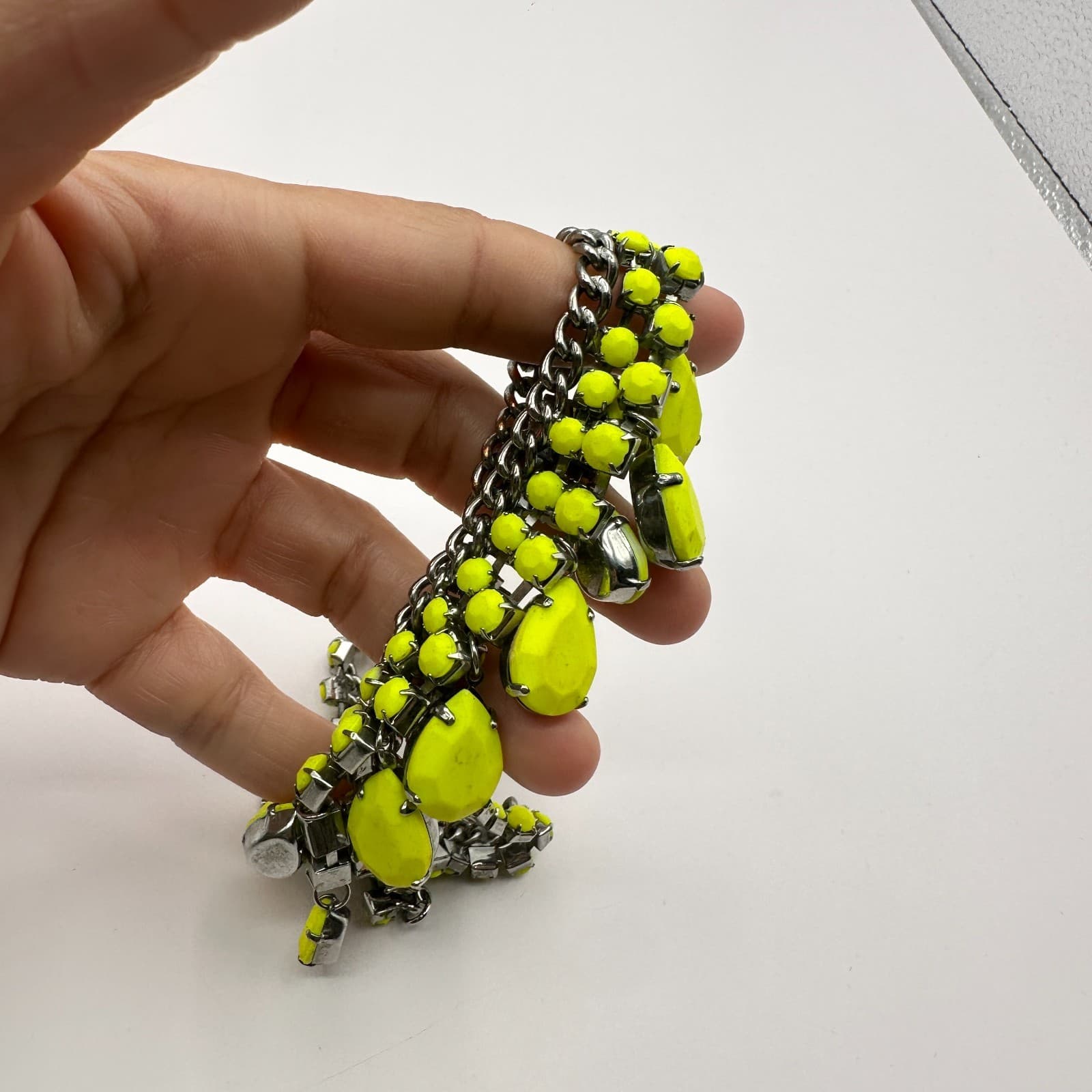 Vintage 90s Yellow Glass Bib Statement Silver Tone Necklace Fashion Jewelry - Thumbnail 7