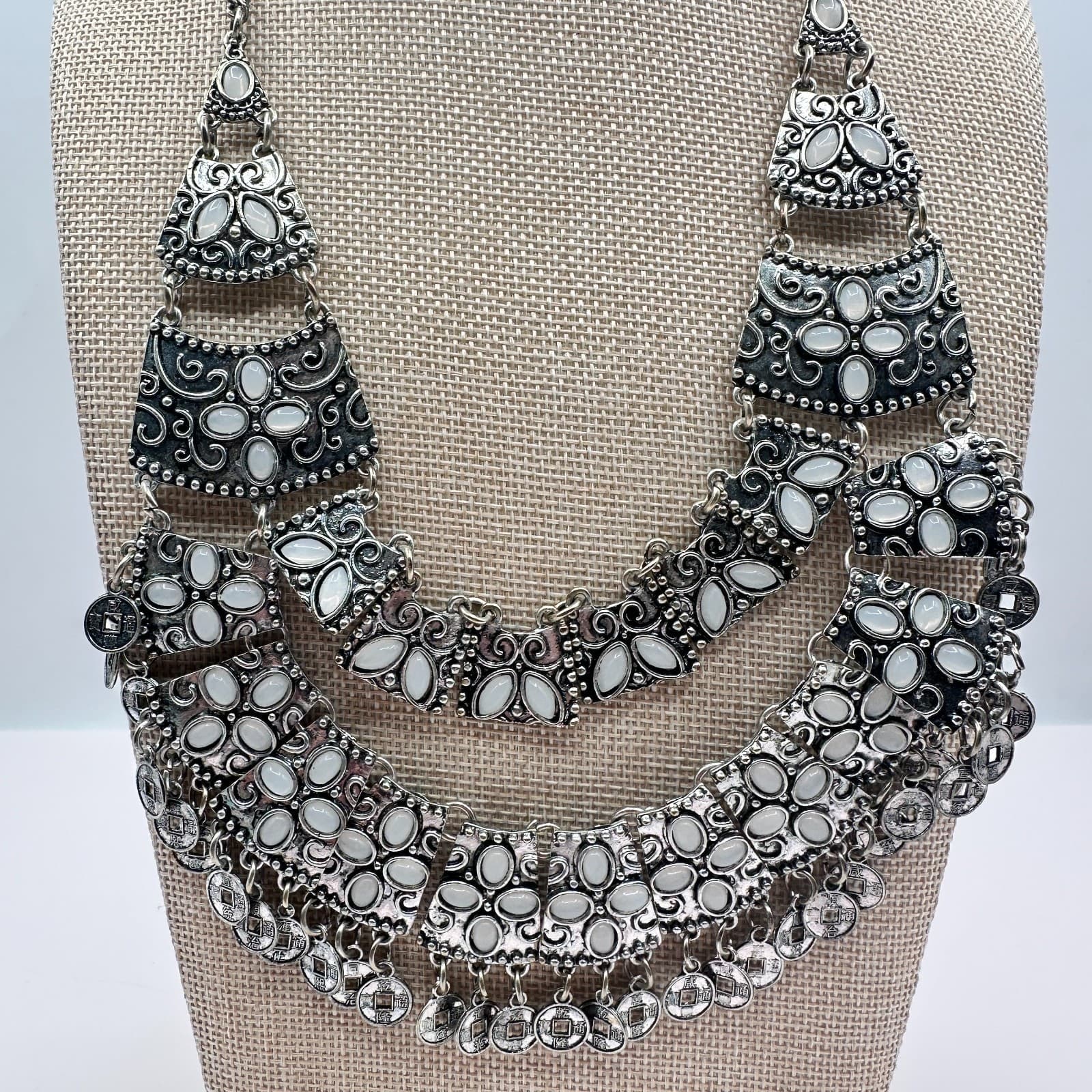 Vintage 80s Boho Tribal Necklace Silver Tone White Stone Coin Dangle - Thumbnail 3