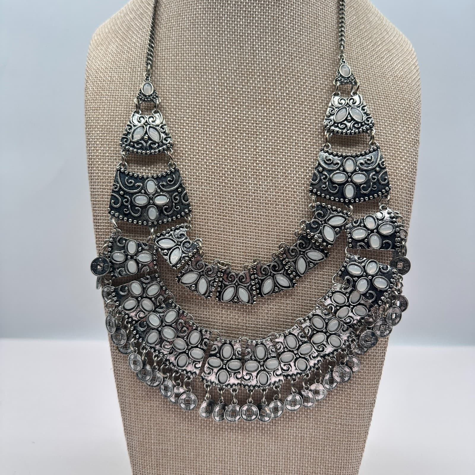 Vintage 80s Boho Tribal Necklace Silver Tone White Stone Coin Dangle - Thumbnail 2