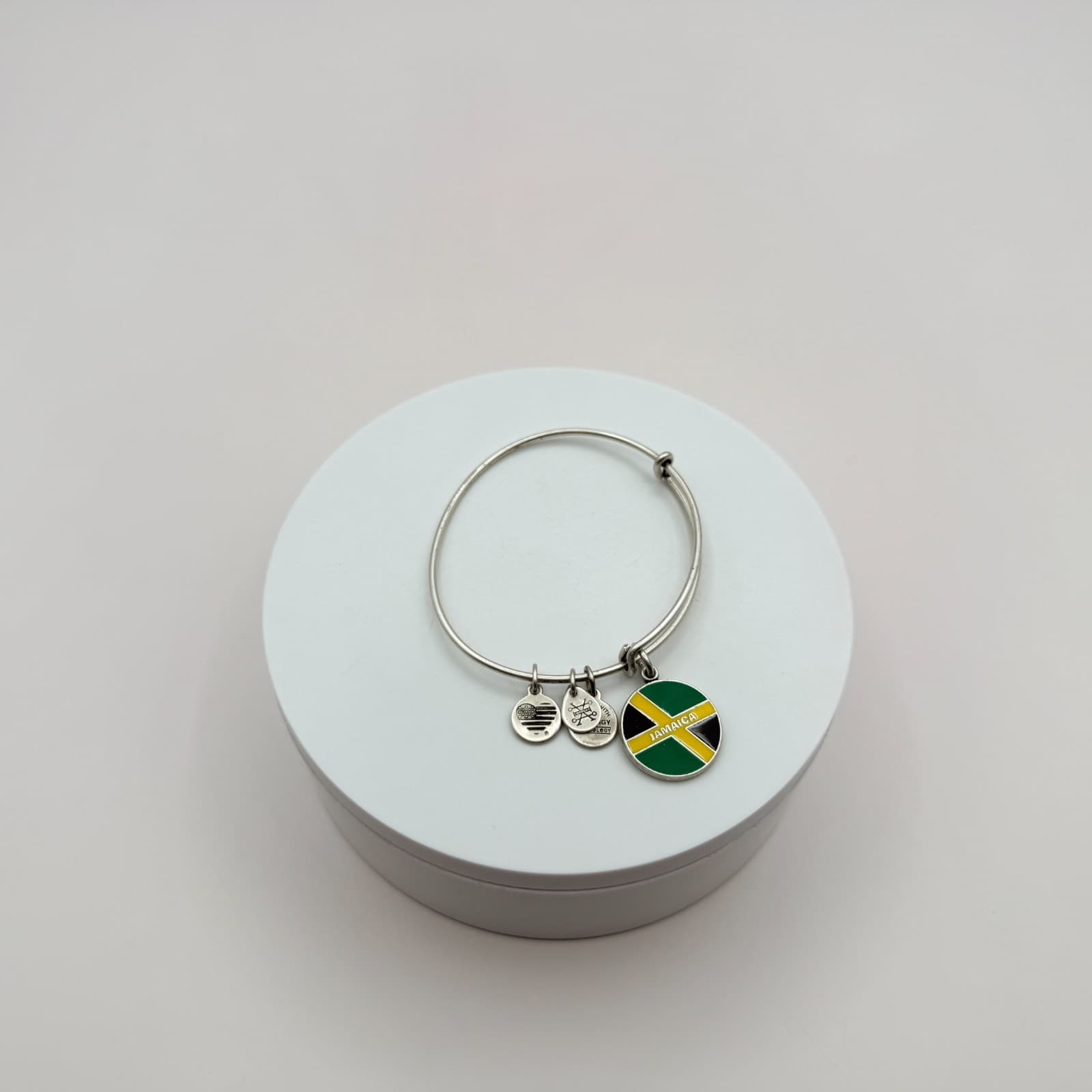 Vintage 90s Alex and Ani Jamaica Flag Charm Silver Tone Bangle Bracelet Retro - Thumbnail 5