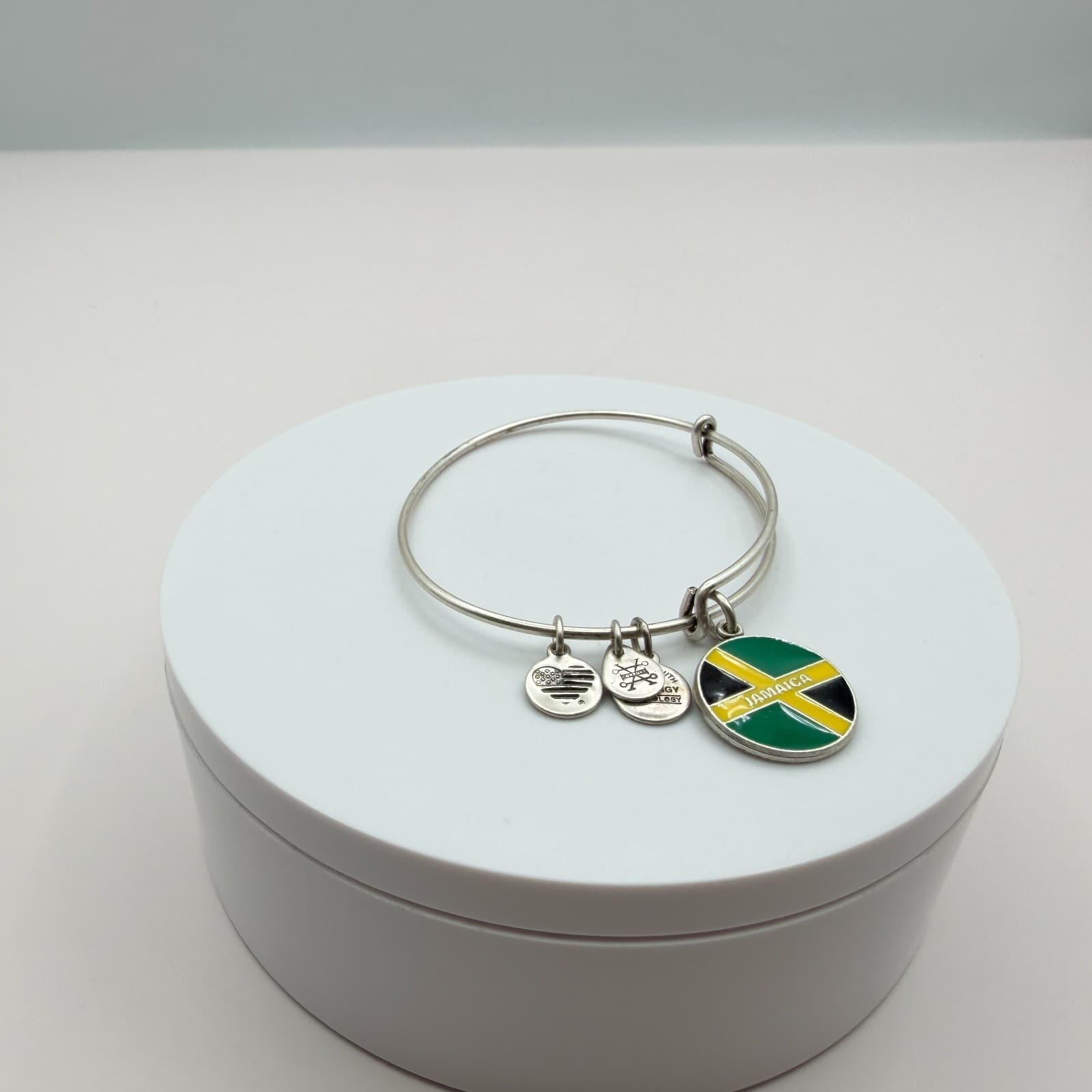 Vintage 90s Alex and Ani Jamaica Flag Charm Silver Tone Bangle Bracelet Retro - Thumbnail 4