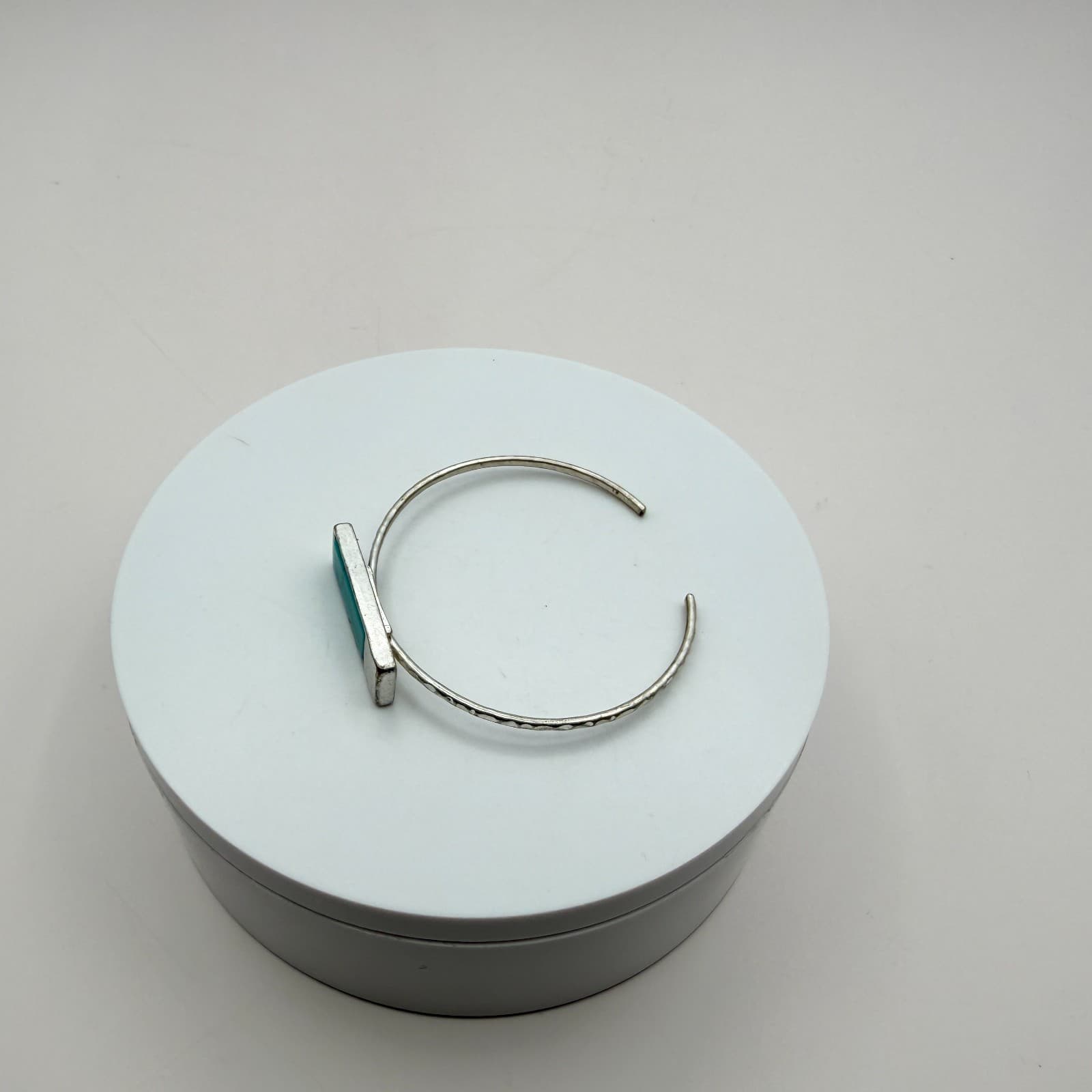 Vintage 90s Silver Tone Rectangular Faux Turquoise Cuff Bracelet Fashion Jewelry - Thumbnail 7