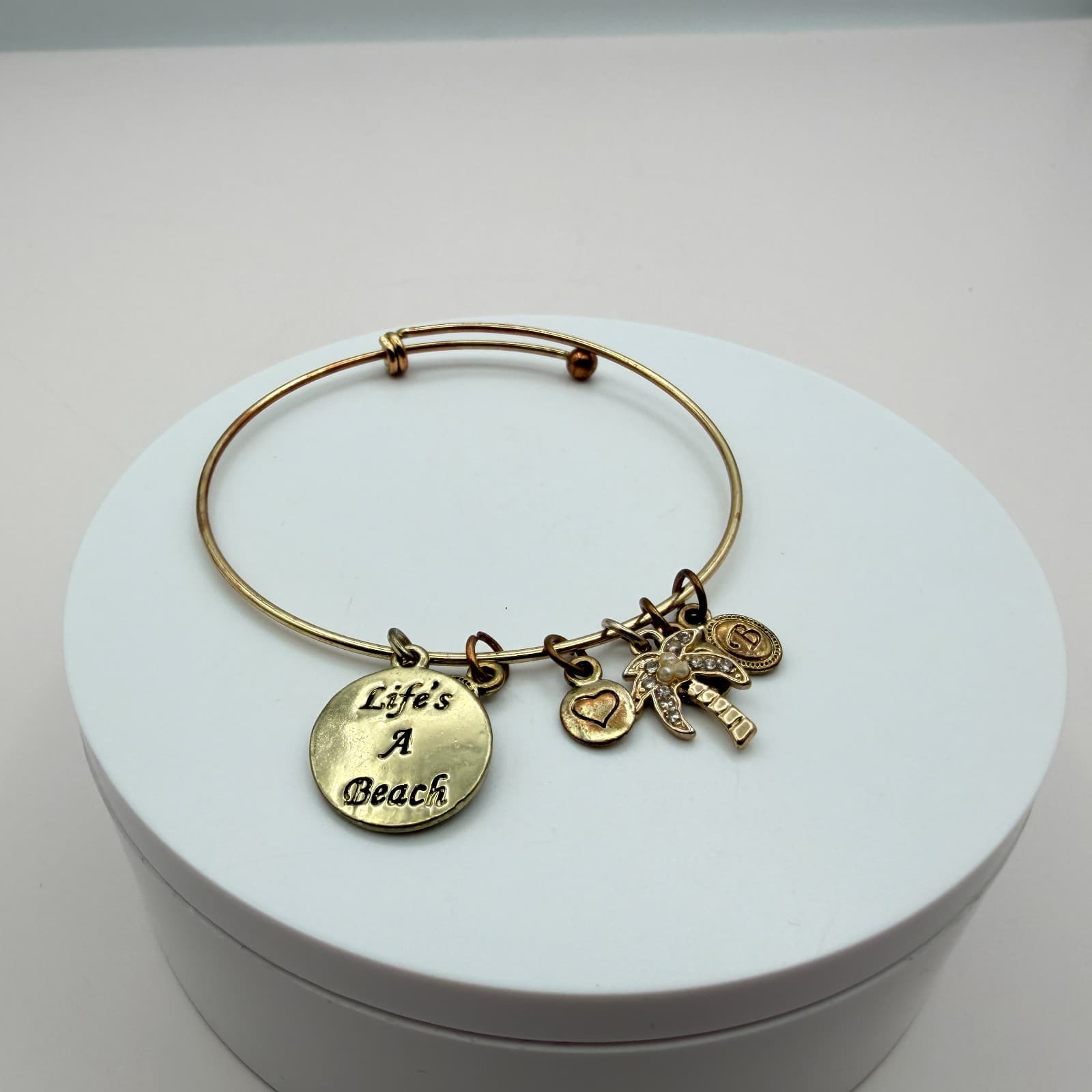 Vintage 90s Gold Tone Bangle Bracelet Palm Tree Heart Life’s A Beach Charm Glass - Thumbnail 6