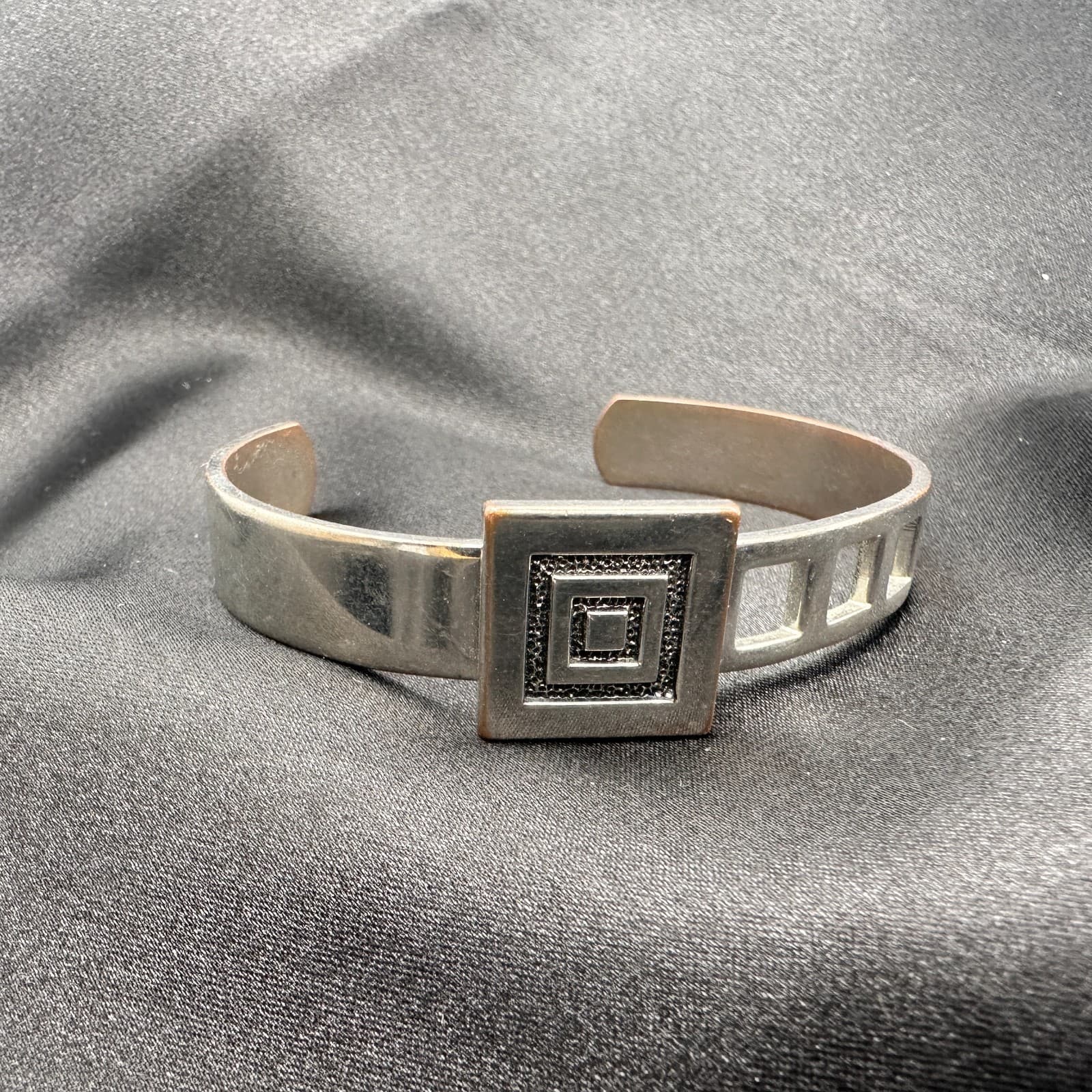 Vintage 90s Silver Tone Geometric Square Cuff Bracelet Modernist Boho Jewelry - Thumbnail 2